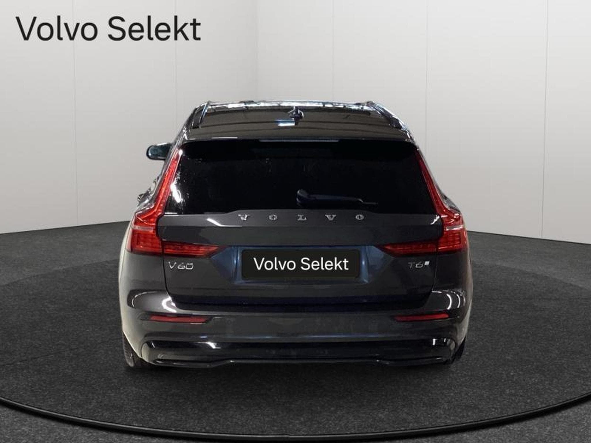 Volvo V60 T6 Plus Dark / Hybride (2025) - Photo 7