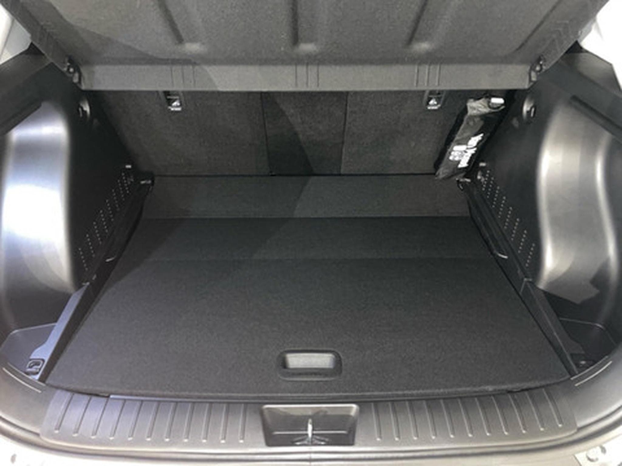 Hyundai Kona 1.6 T-GDI Techno 48V 7-DCT (2025) - Photo 12