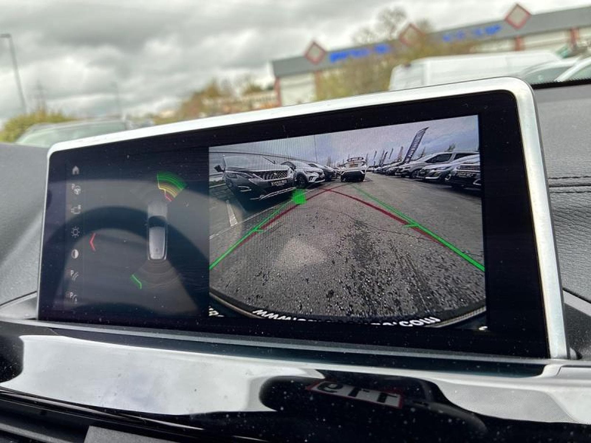 BMW X2 X1 X2 sDrive18d (2021) - Photo 15