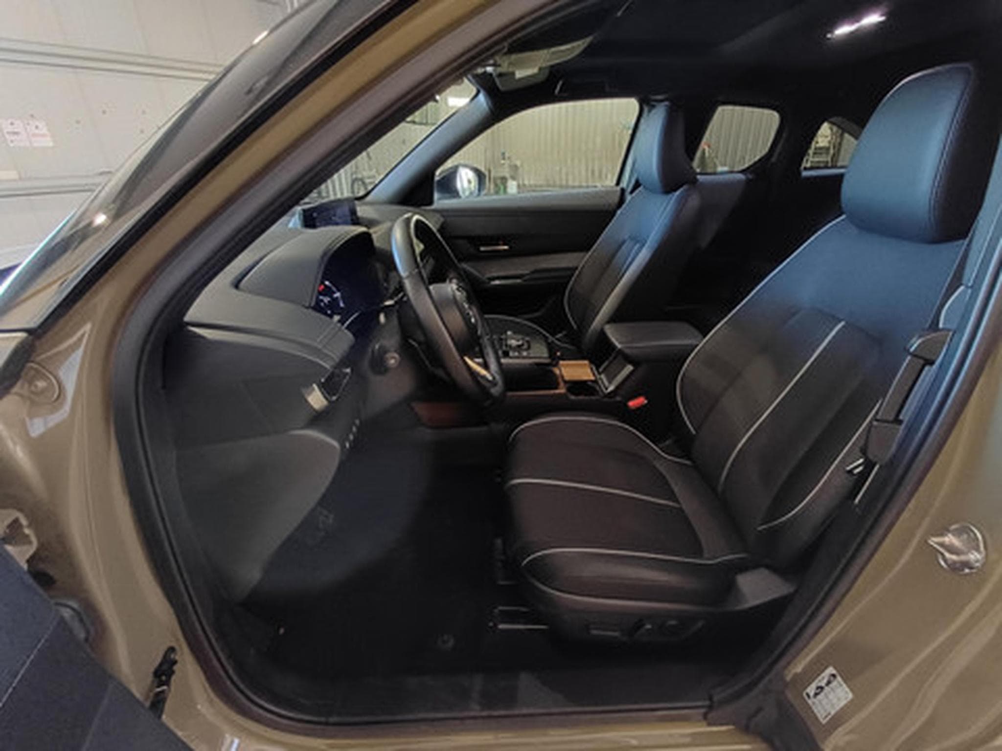 Mazda MX-30 e-SKYACTIV 145 pk Makoto (2022) - Photo 7