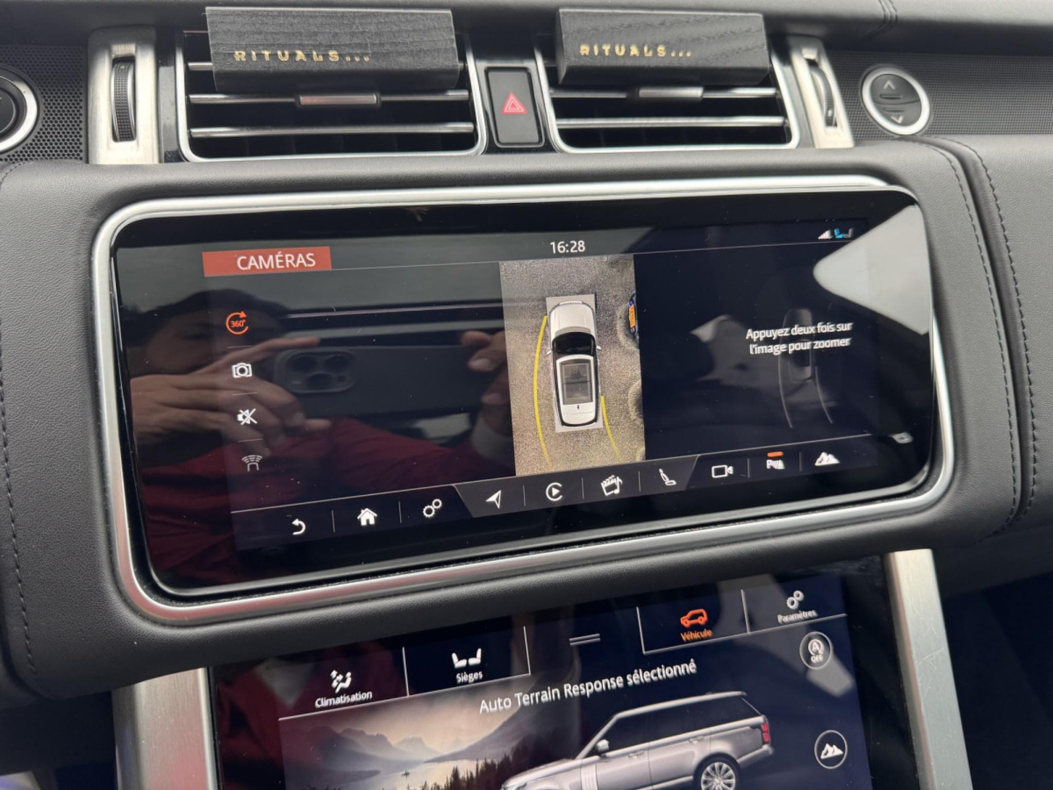 Land-Rover Range Rover 4.4 SDV8 340 Autobiography (2018) - Photo 18