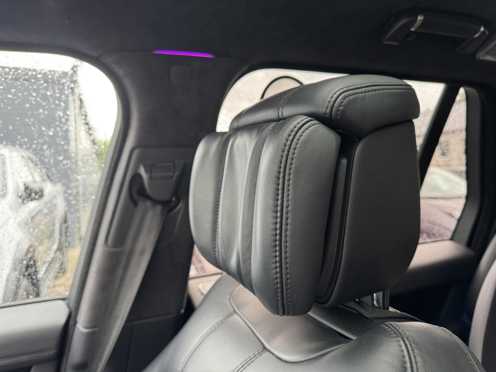 Land-Rover Range Rover 4.4 SDV8 340 Autobiography (2018) - Photo 29