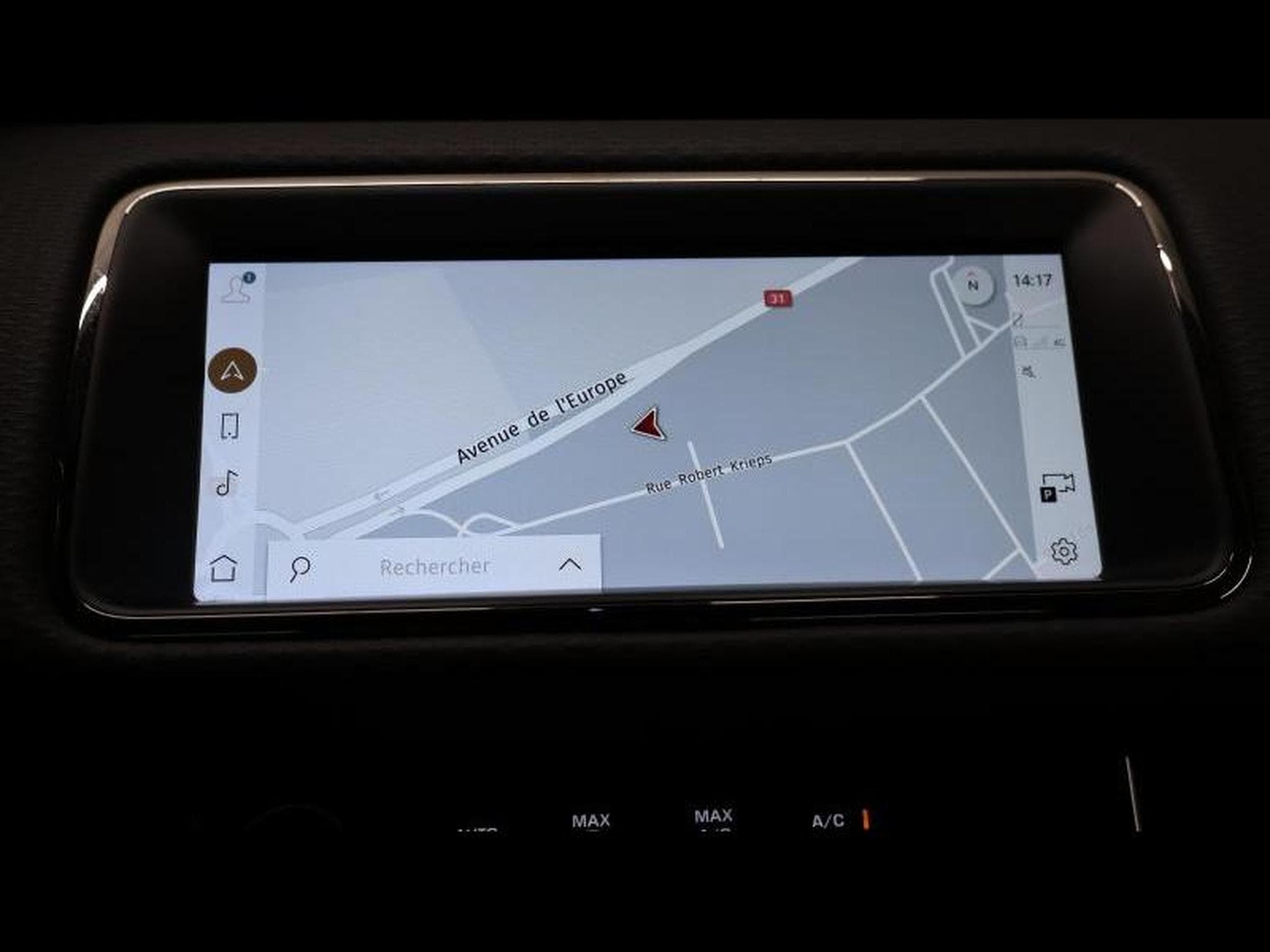 Land-Rover Range Rover Evoque D165 S R-Dynamic AWD Auto (2023) - Photo 21
