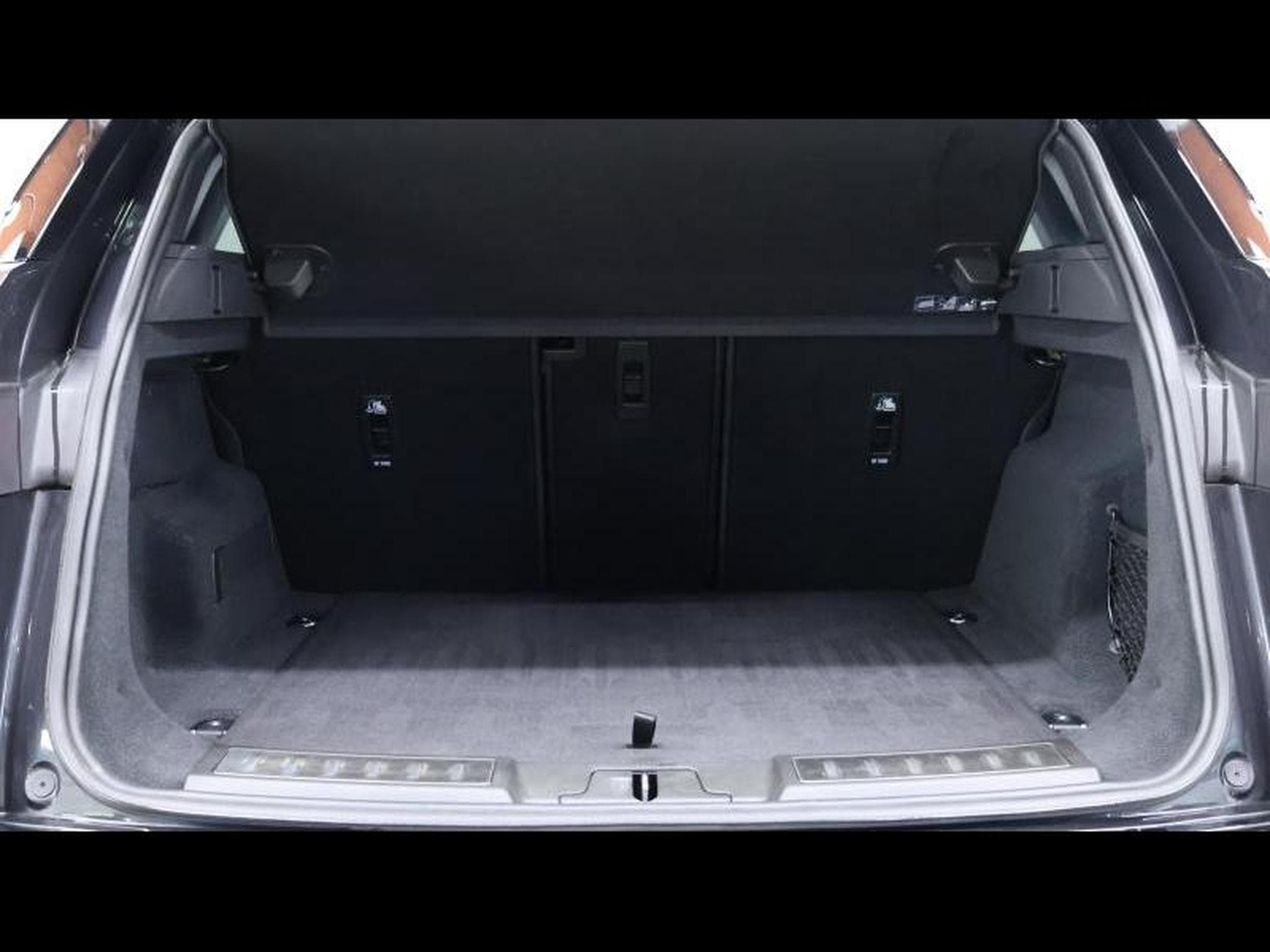 Land-Rover Range Rover Evoque D165 S R-Dynamic AWD Auto (2023) - Photo 7