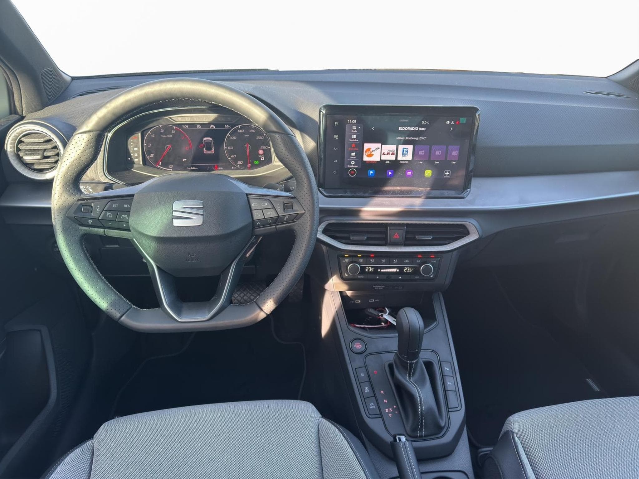 Seat Arona FR (2026) - Photo 2