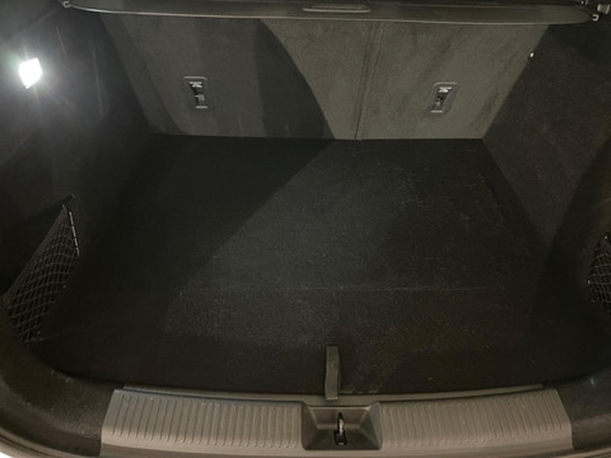 MG HS 1.5T Luxury Plug-In (2024) - Photo 11