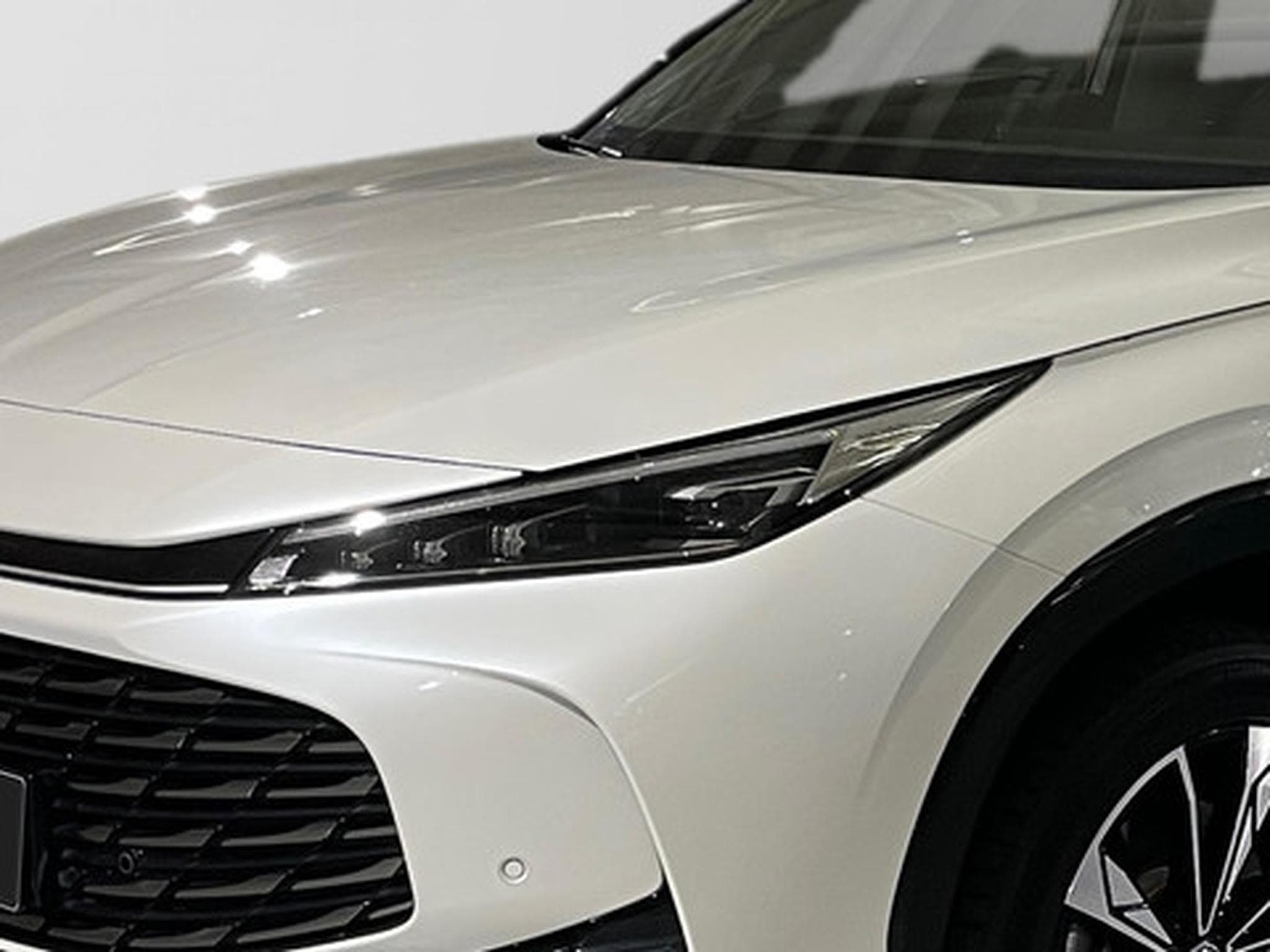 MG HS 1.5T Luxury Plug-In (2024) - Photo 20