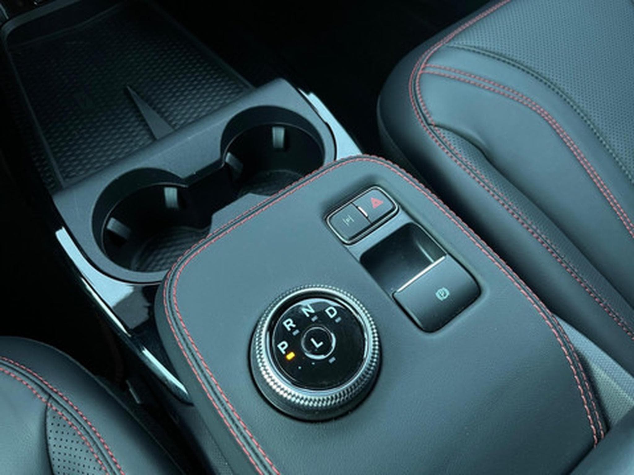 Ford Mustang Mach-E First Edition (2023) - Photo 9