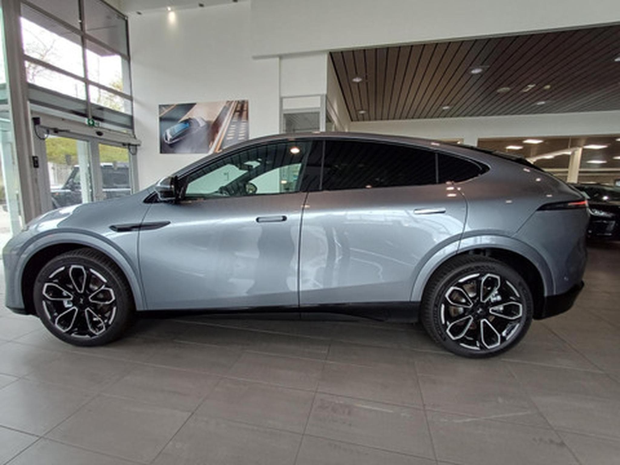 Xpeng G6 BEV 81KWH Performance AWD (2026) - Photo 10