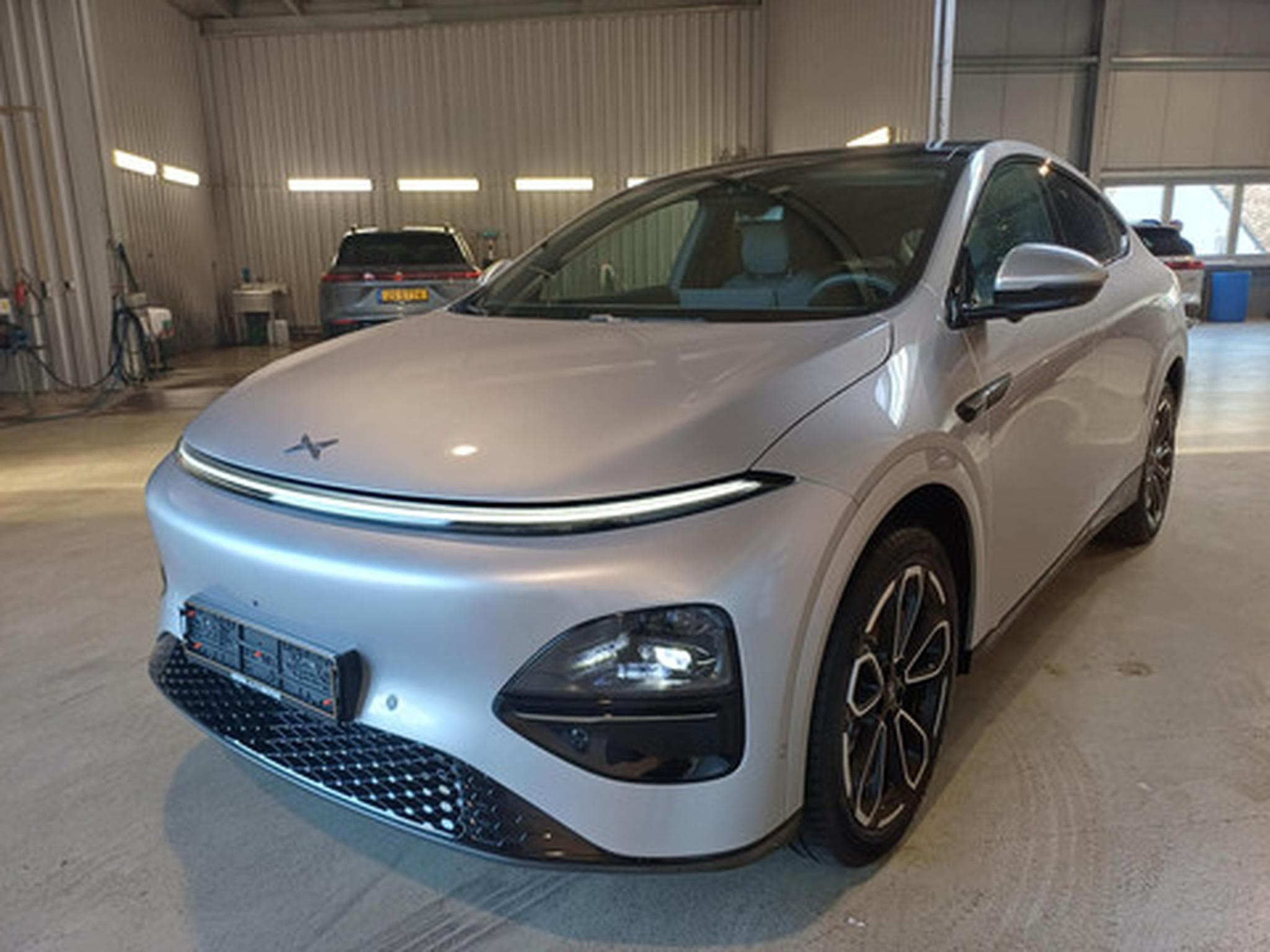 Xpeng G6 BEV 81KWH Performance AWD (2026) - Photo 1