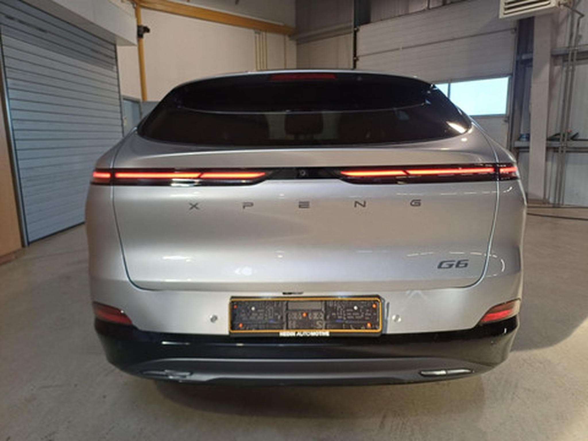 Xpeng G6 BEV 81KWH Performance AWD (2026) - Photo 5