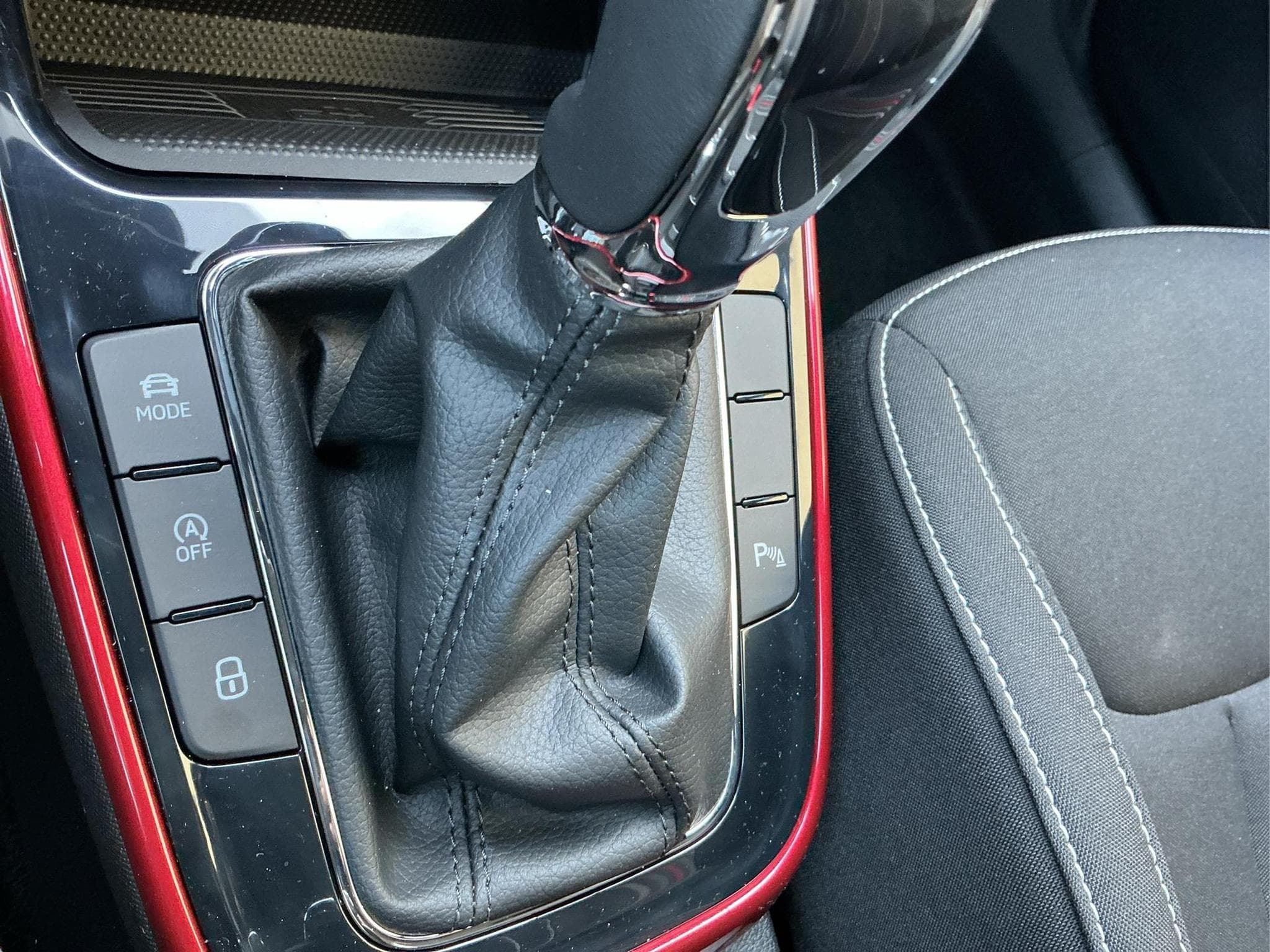 Skoda Fabia Monte Carlo (2026) - Photo 21