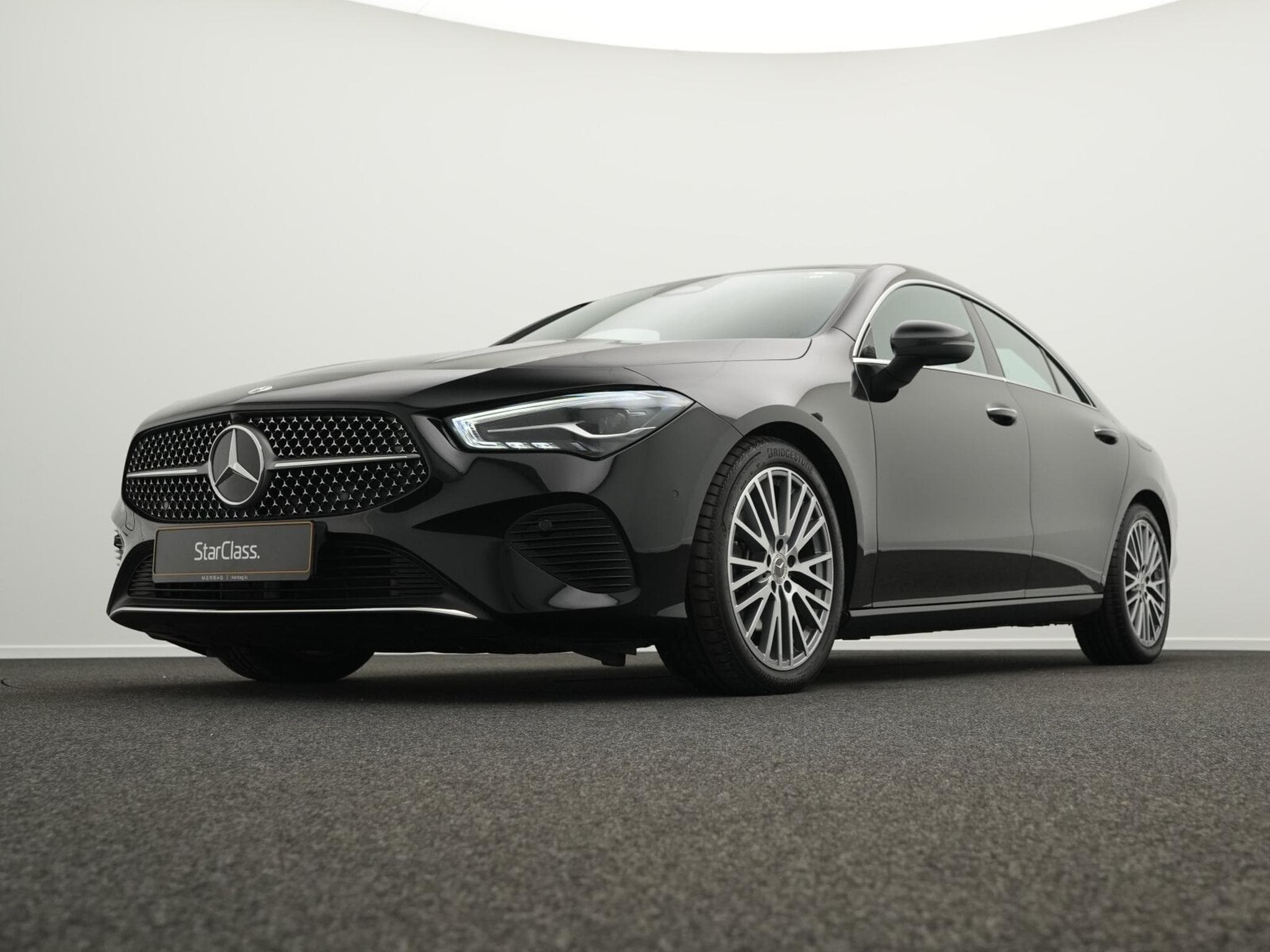 Mercedes CLA 180 d Progressive Cpe LED+18"+Keyless+Kamera (2024) - Photo 8