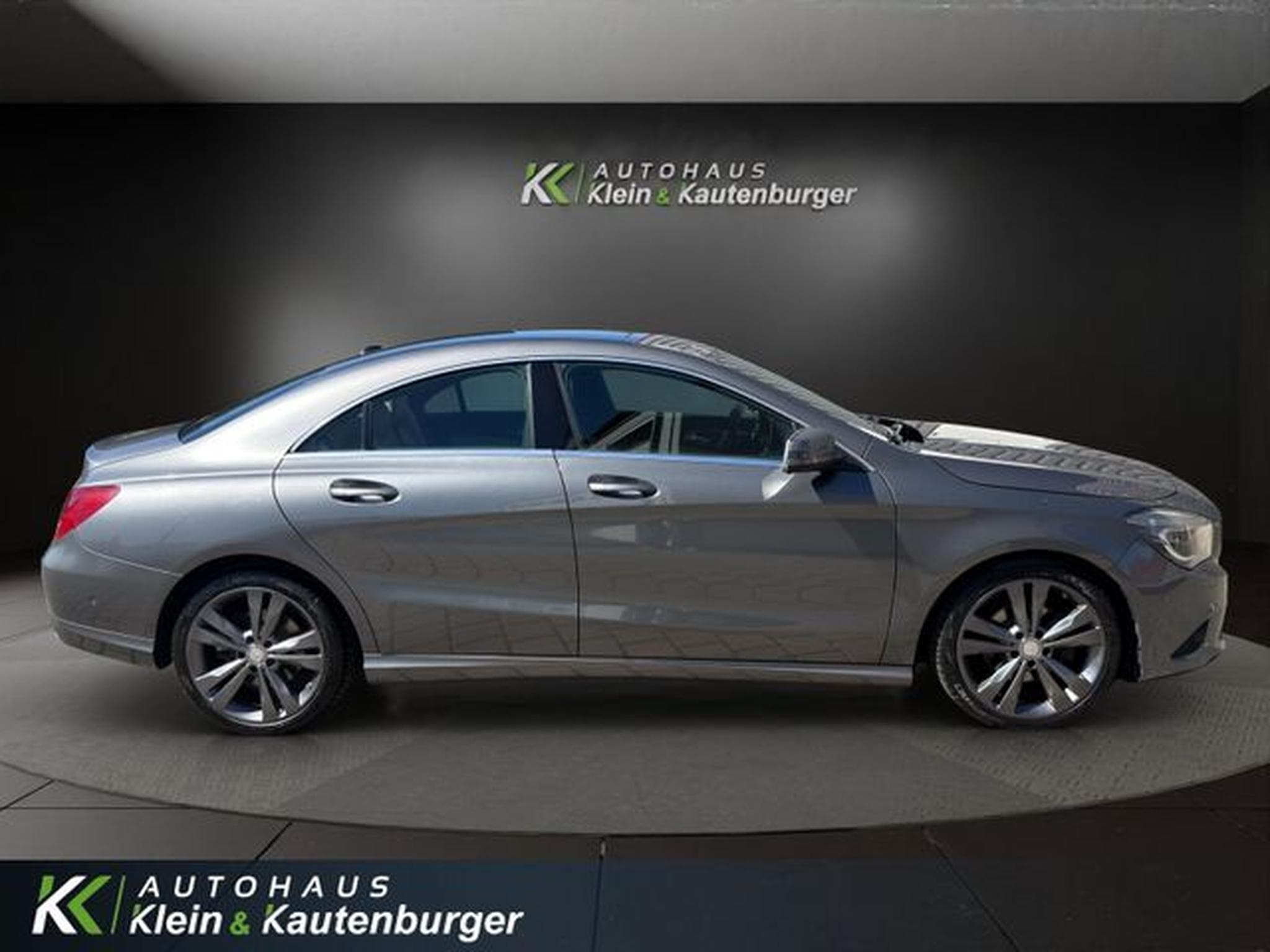 Mercedes CLA 180 CLA 180 Urban +SPORTSITZE+SITZHEIZUNG+AMBIENTE (2015) - Photo 4
