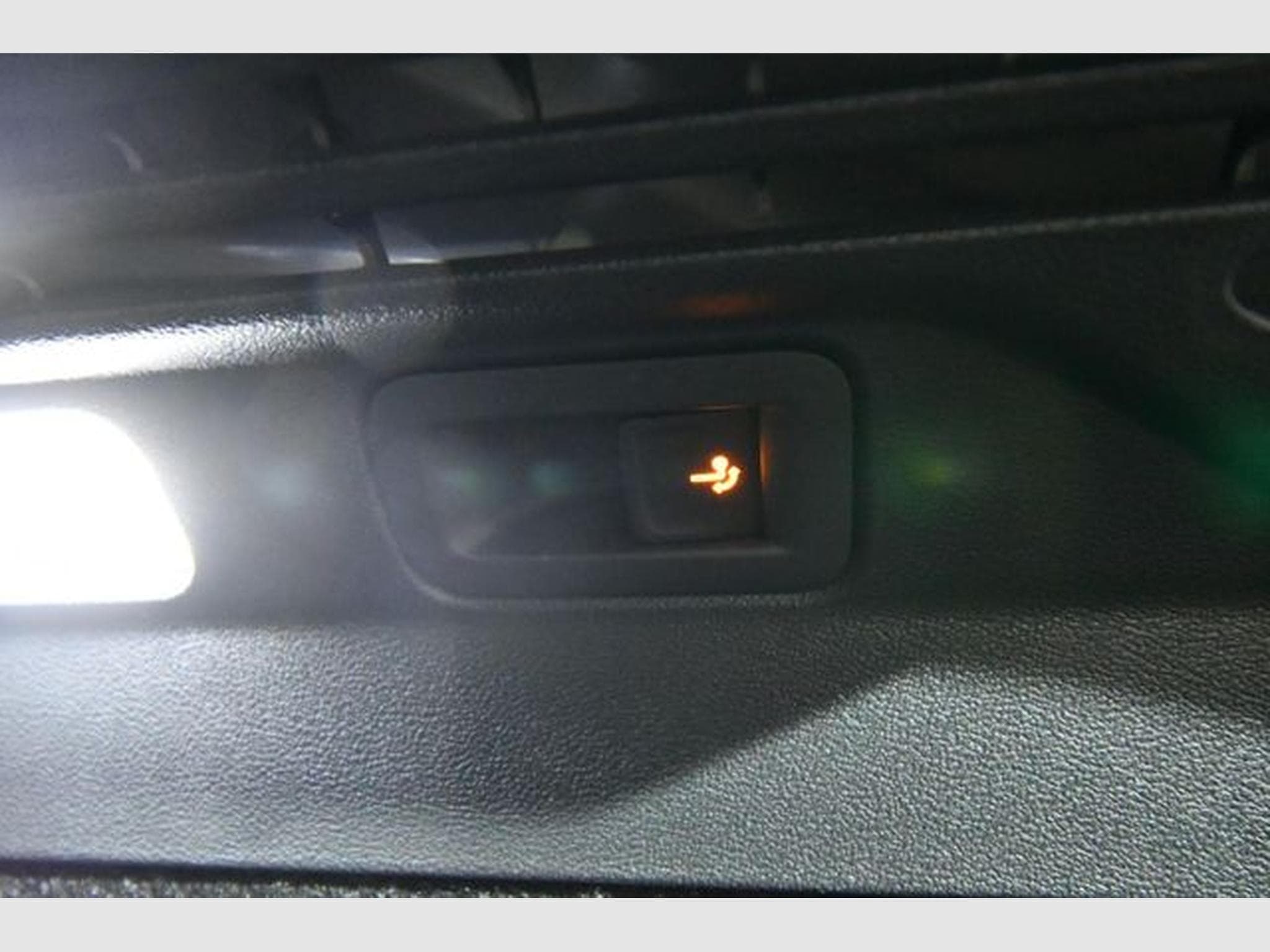 VW ID.5 ID.5 Pro Perf. 150 kW, AHK, Navi DP, 19", Area V (2023) - Photo 10