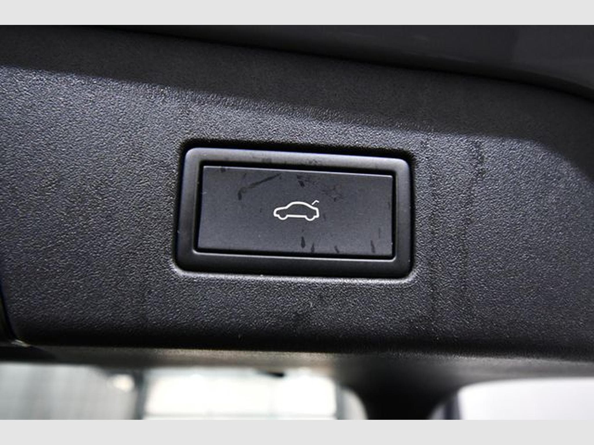 VW ID.5 ID.5 Pro Perf. 150 kW, AHK, Navi DP, 19", Area V (2023) - Photo 9