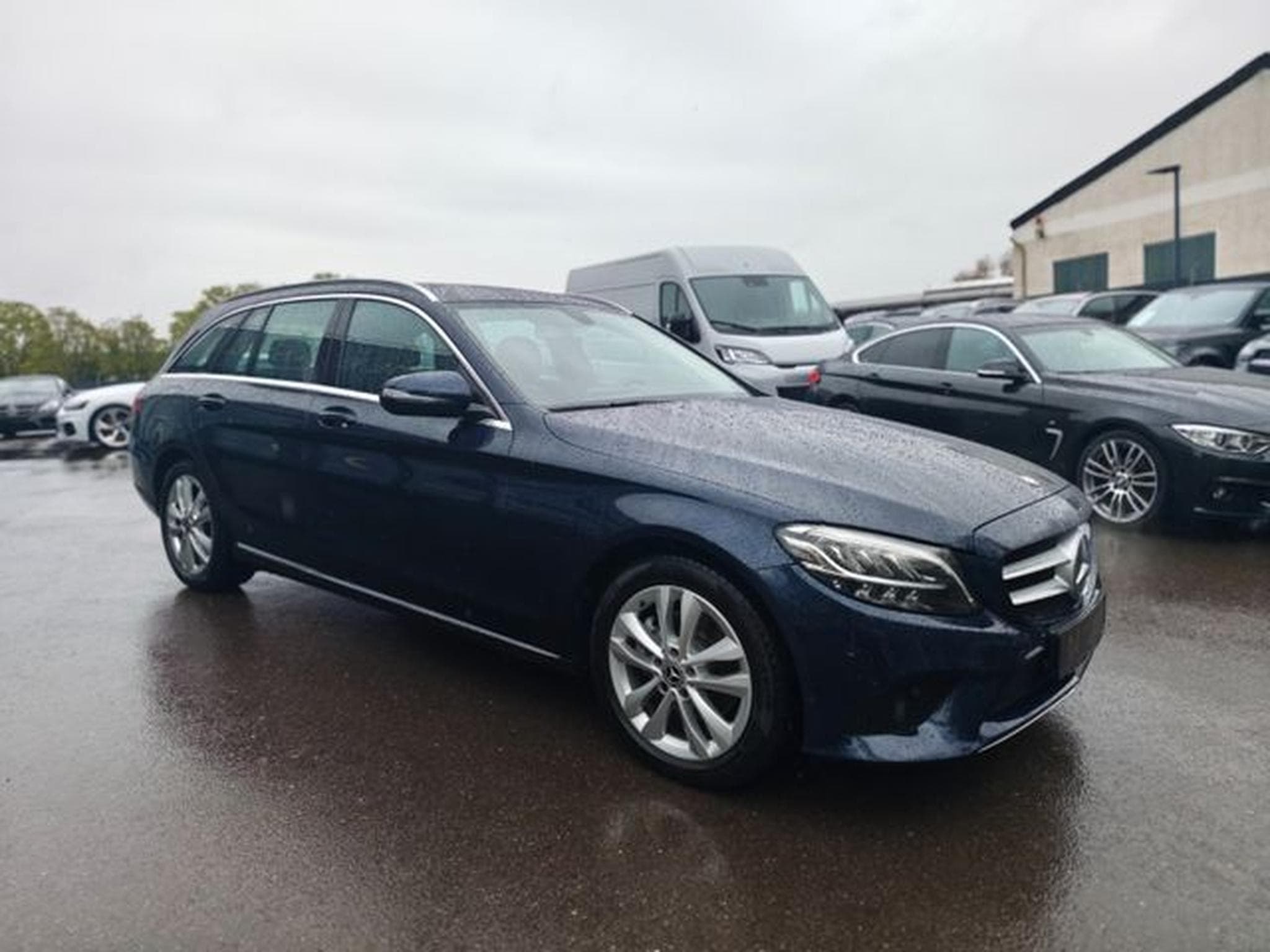 Mercedes C 200 C 200 T AVANTGARDE *VOLLLED*KAMERA*AHK*FACELIFT* (2019) - Photo 5