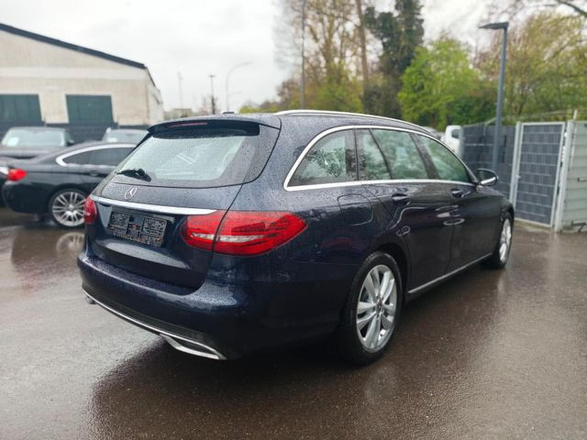 Mercedes C 200 C 200 T AVANTGARDE *VOLLLED*KAMERA*AHK*FACELIFT* (2019) - Photo 6