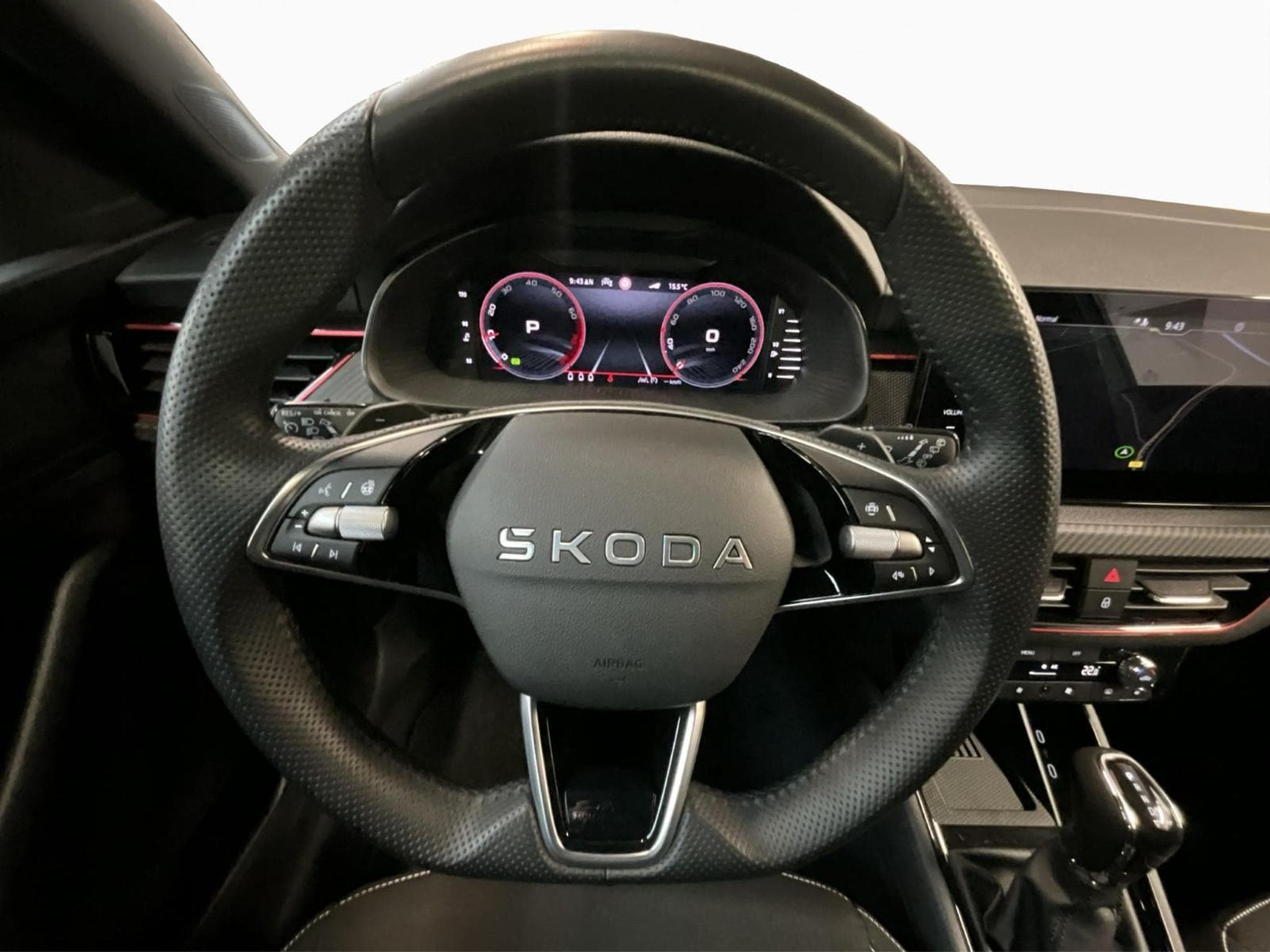 Skoda Scala Monte-Carlo+DSG+LED+Pano (2025) - Photo 10