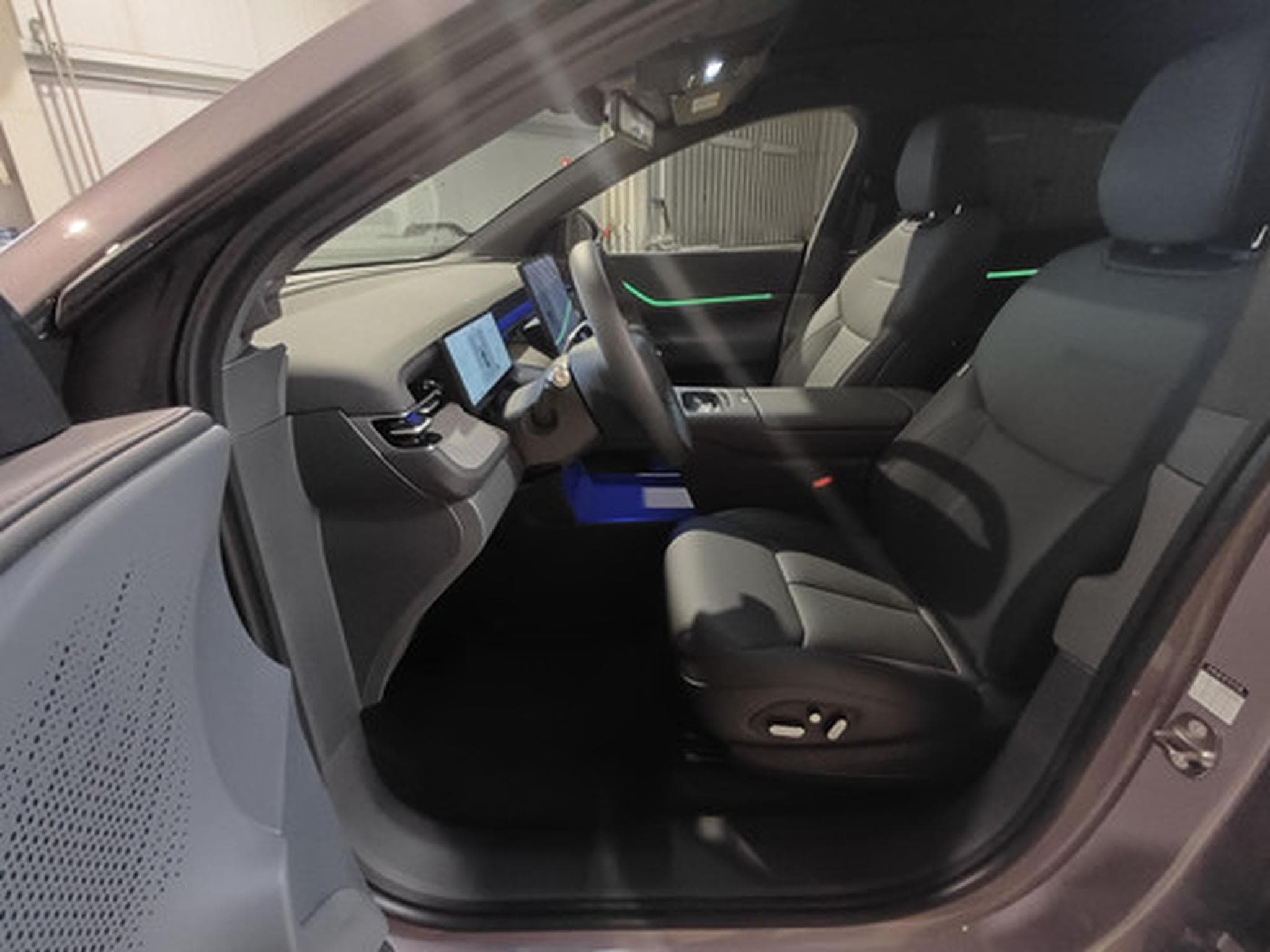 Xpeng G6 BEV 81KWH Performance AWD (2026) - Photo 9