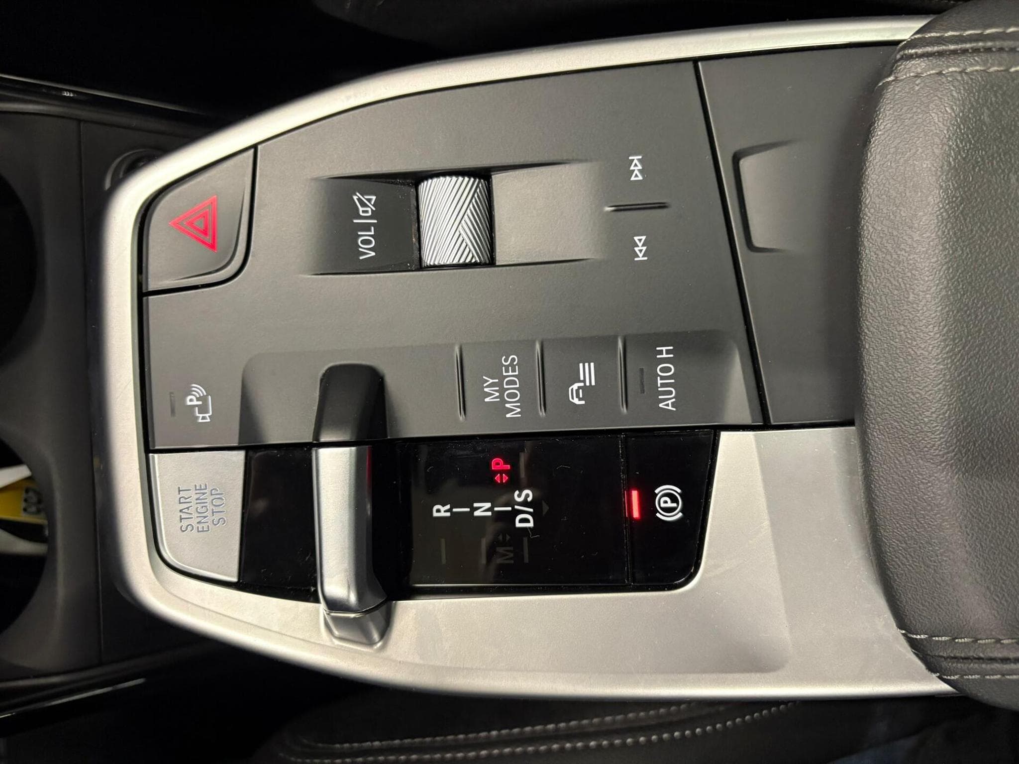 BMW 218 active tourer M-SPORT CUIR / TOIT PANO / HARMAN (2024) - Photo 12