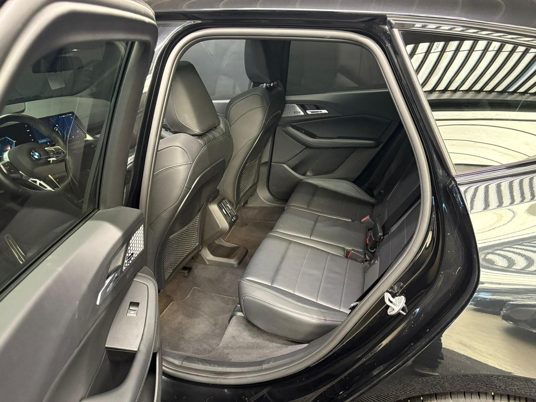 BMW 218 active tourer M-SPORT CUIR / TOIT PANO / HARMAN (2024) - Photo 15