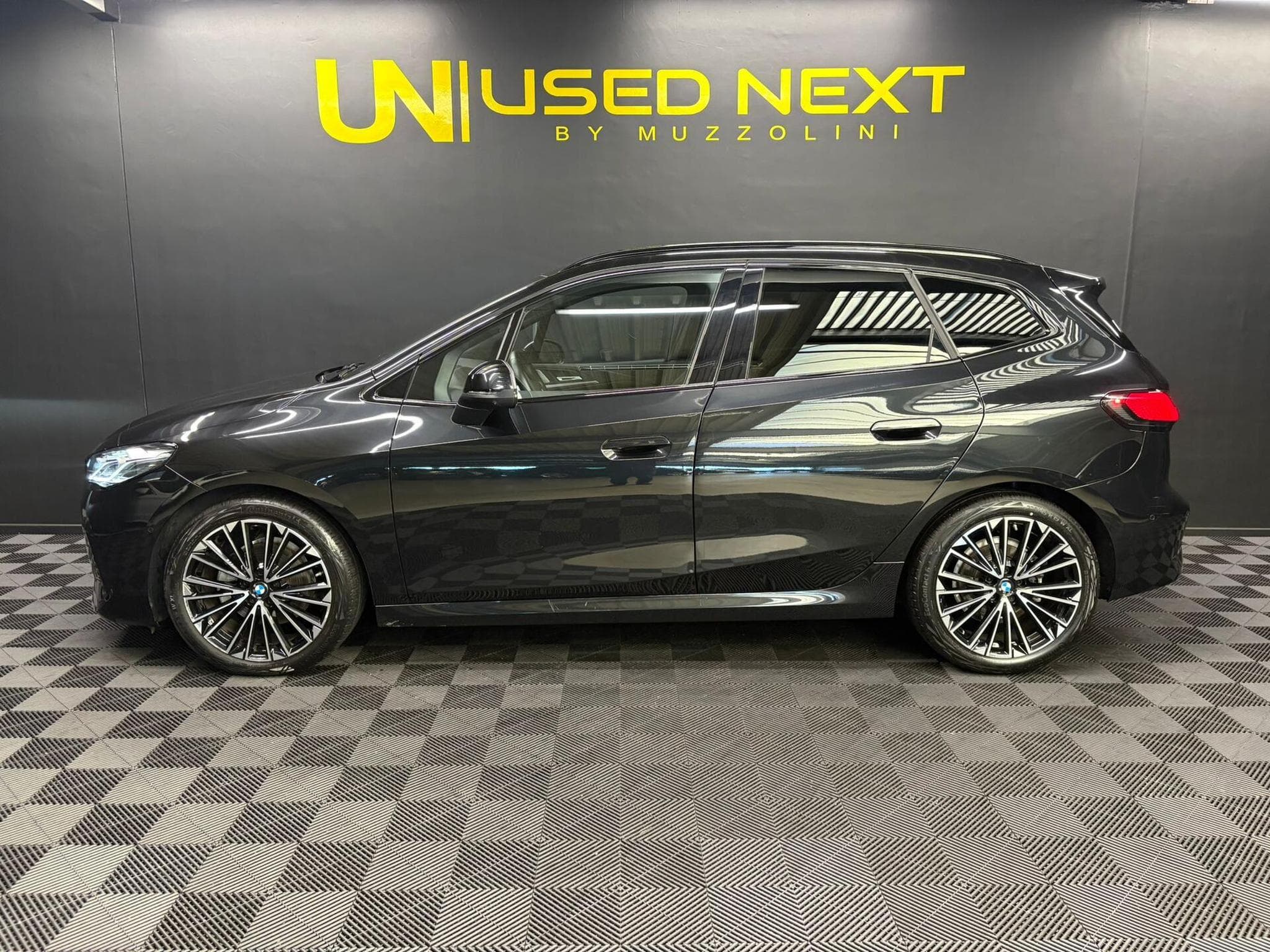 BMW 218 active tourer M-SPORT CUIR / TOIT PANO / HARMAN (2024) - Photo 6