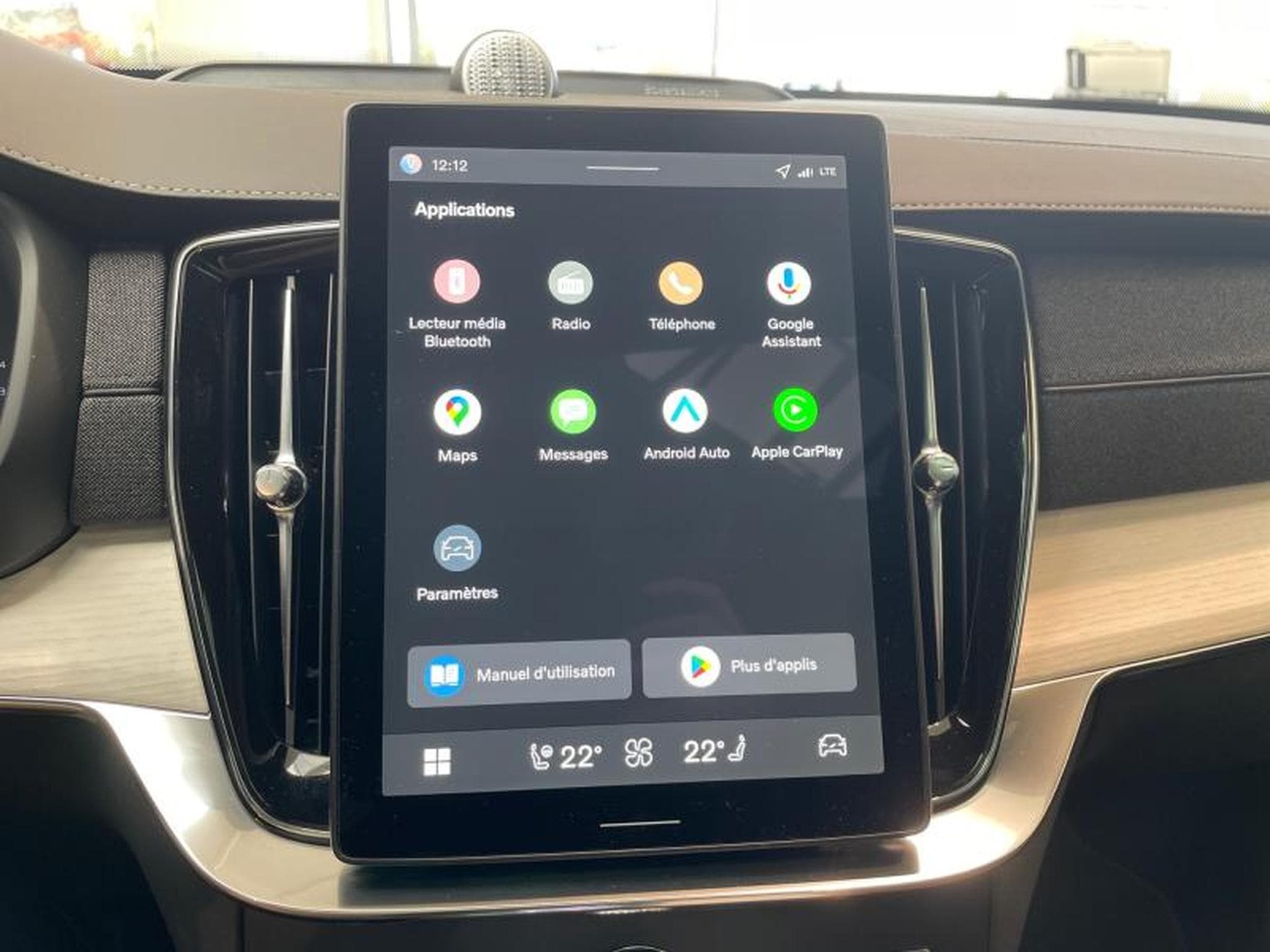 Volvo XC90 B5 AWD Ultra Bright / Essence (2025) - Photo 16