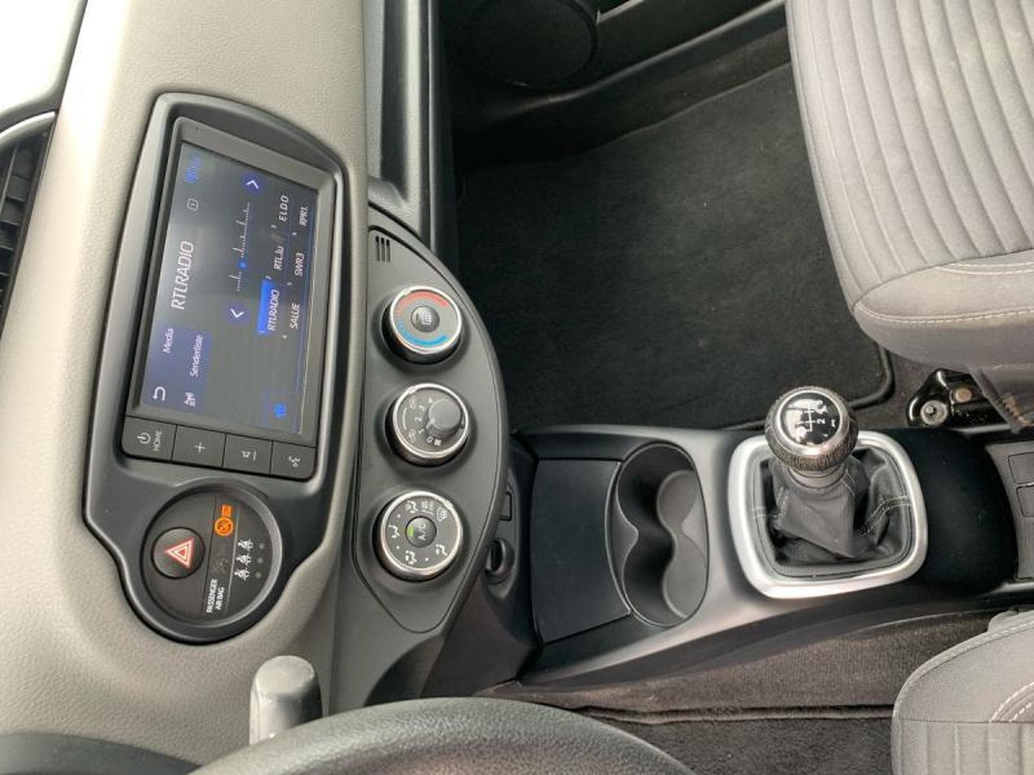 Toyota Yaris Yaris (2020) - Photo 18