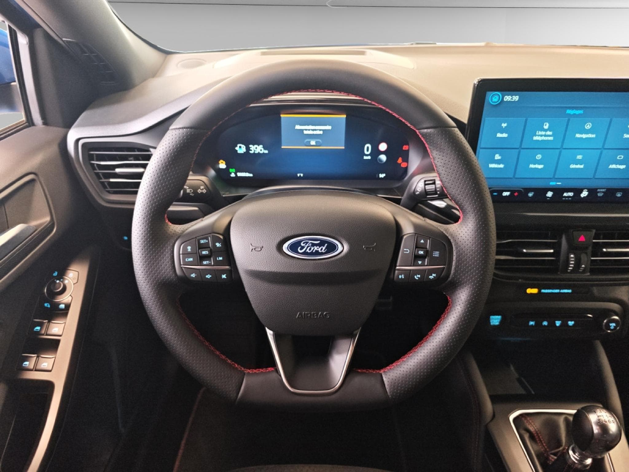 Ford Focus ST-Line X 1.0i Eco Boost MHEV (2025) - Photo 13