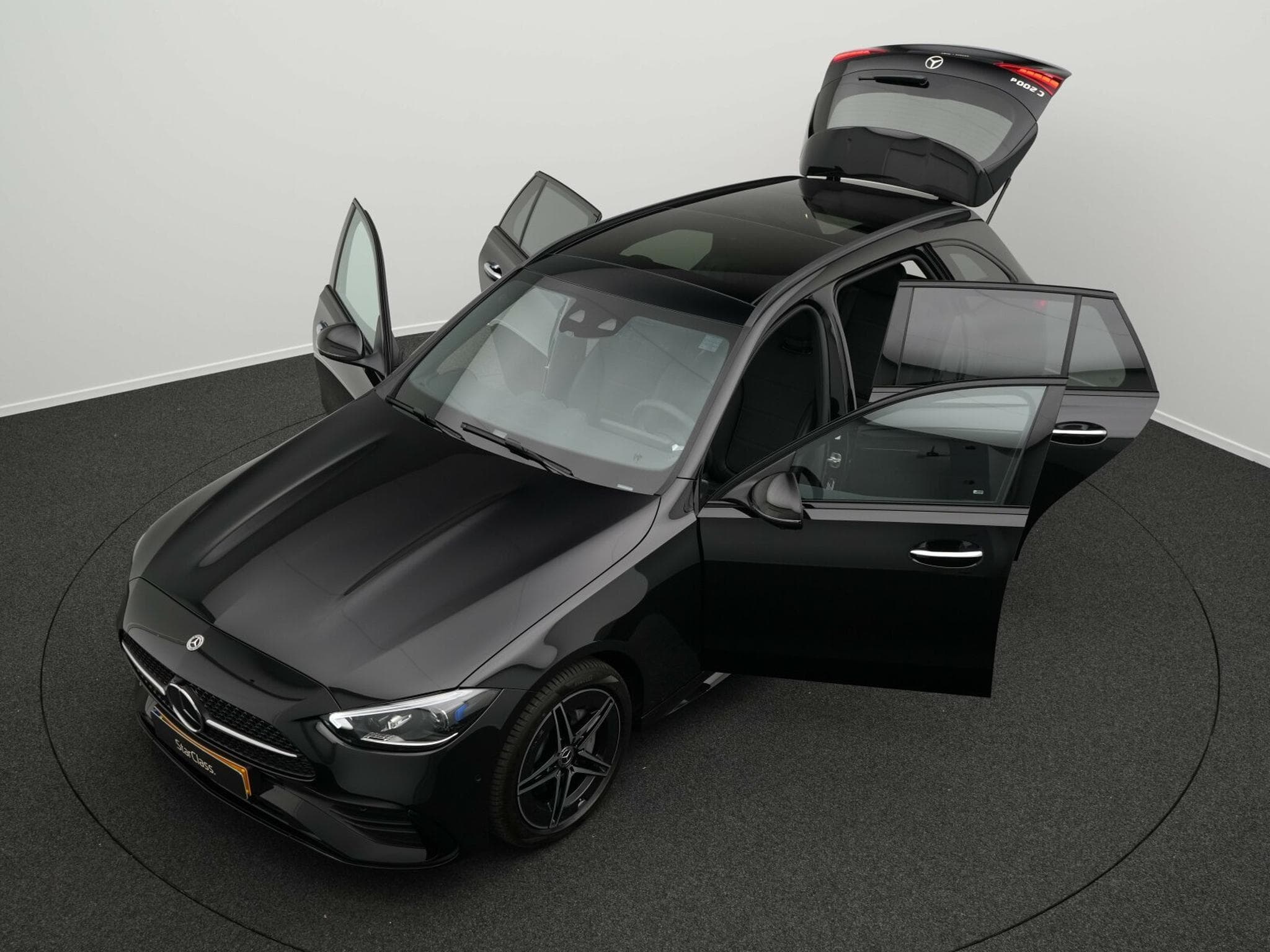 Mercedes C 200 d T-Modell AMG-Line (2024) - Photo 12