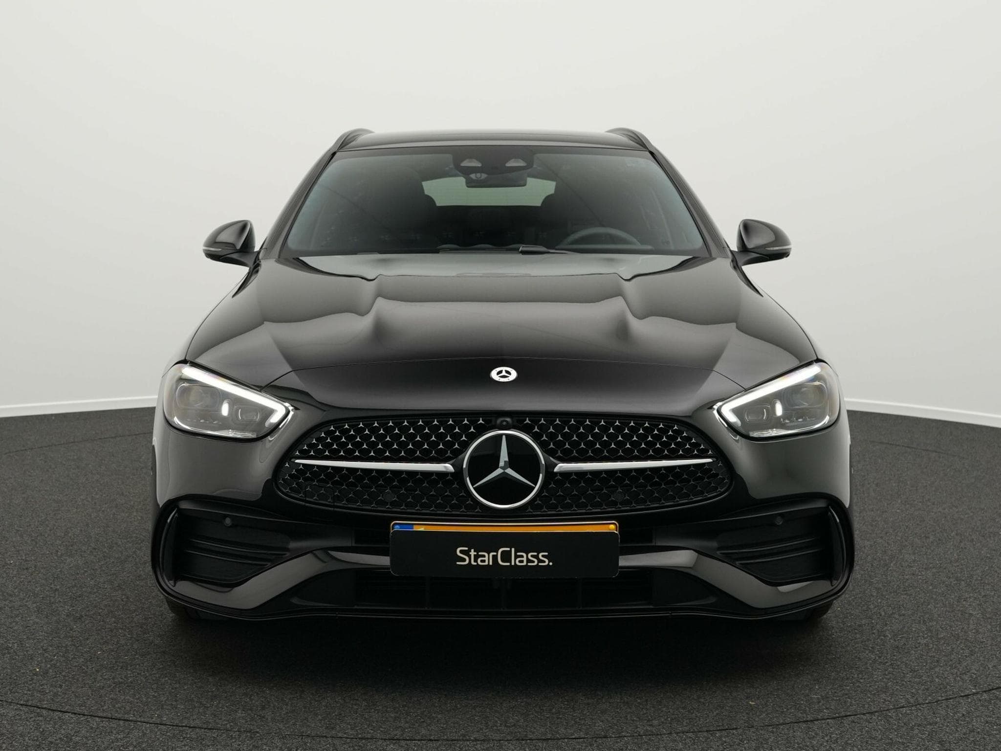 Mercedes C 200 d T-Modell AMG-Line (2024) - Photo 2