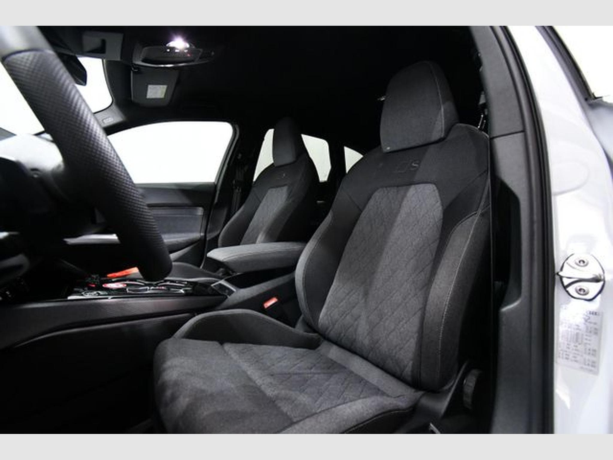 Audi A5 A5 Avant 40 TFSI S line - Kamera, SH, LED (2025) - Photo 7