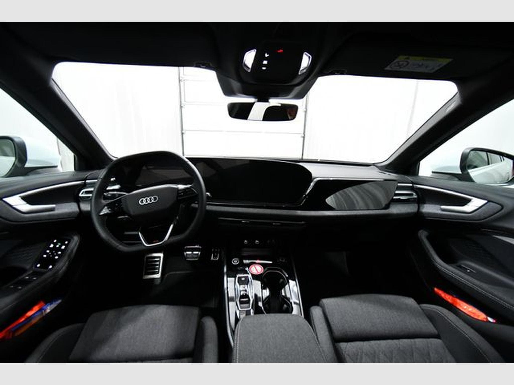 Audi A5 A5 Avant 40 TFSI S line - Kamera, SH, LED (2025) - Photo 8