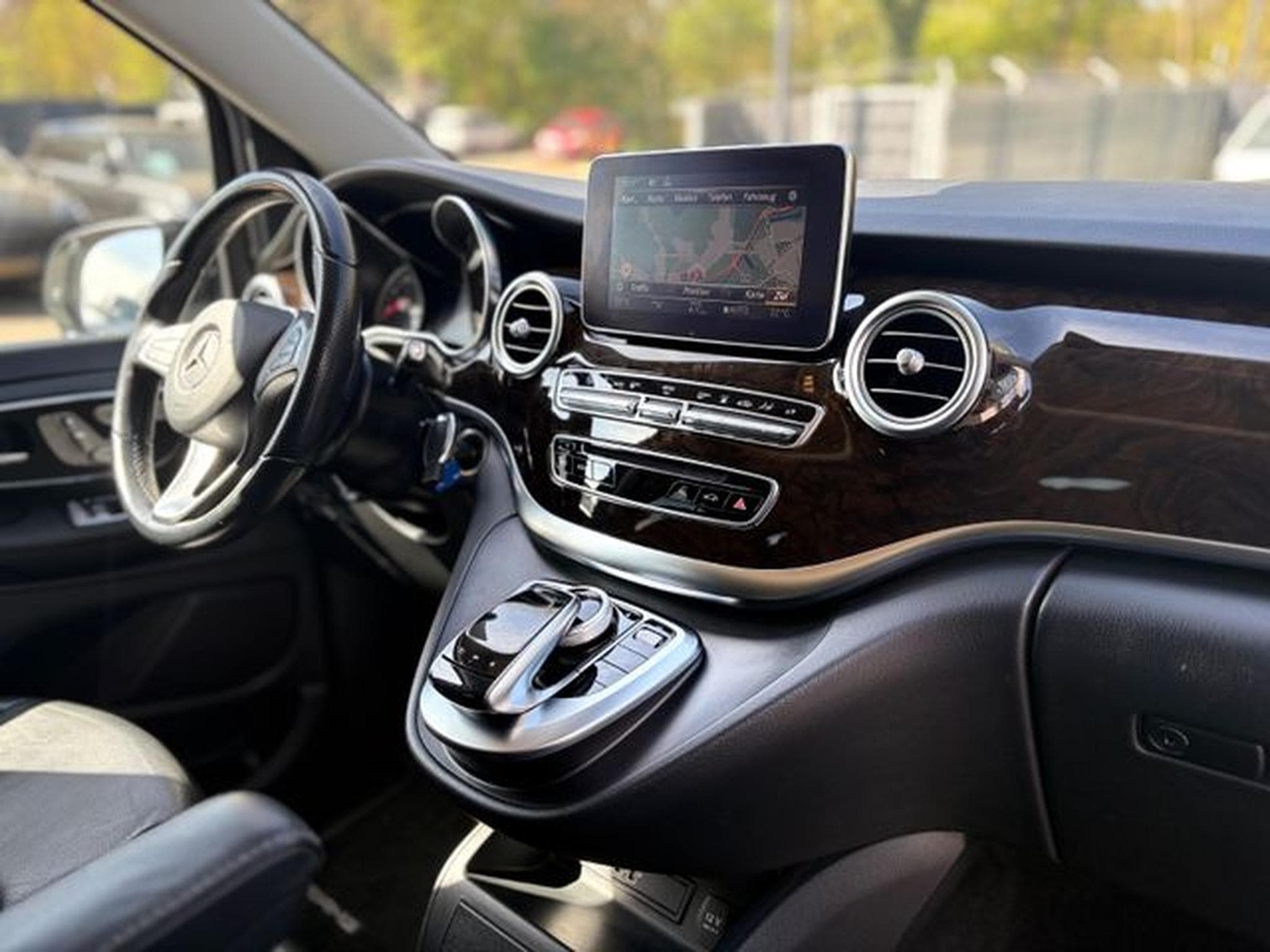 Mercedes V V250D LANG *MARCO POLO*AMG LINE*LEDER*STANDH* (2018) - Photo 15