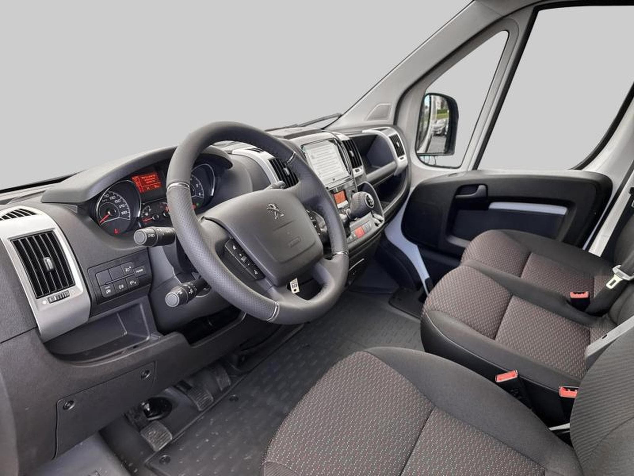 Peugeot Boxer Fourgon tole 333 L1H1 (2024) - Photo 11