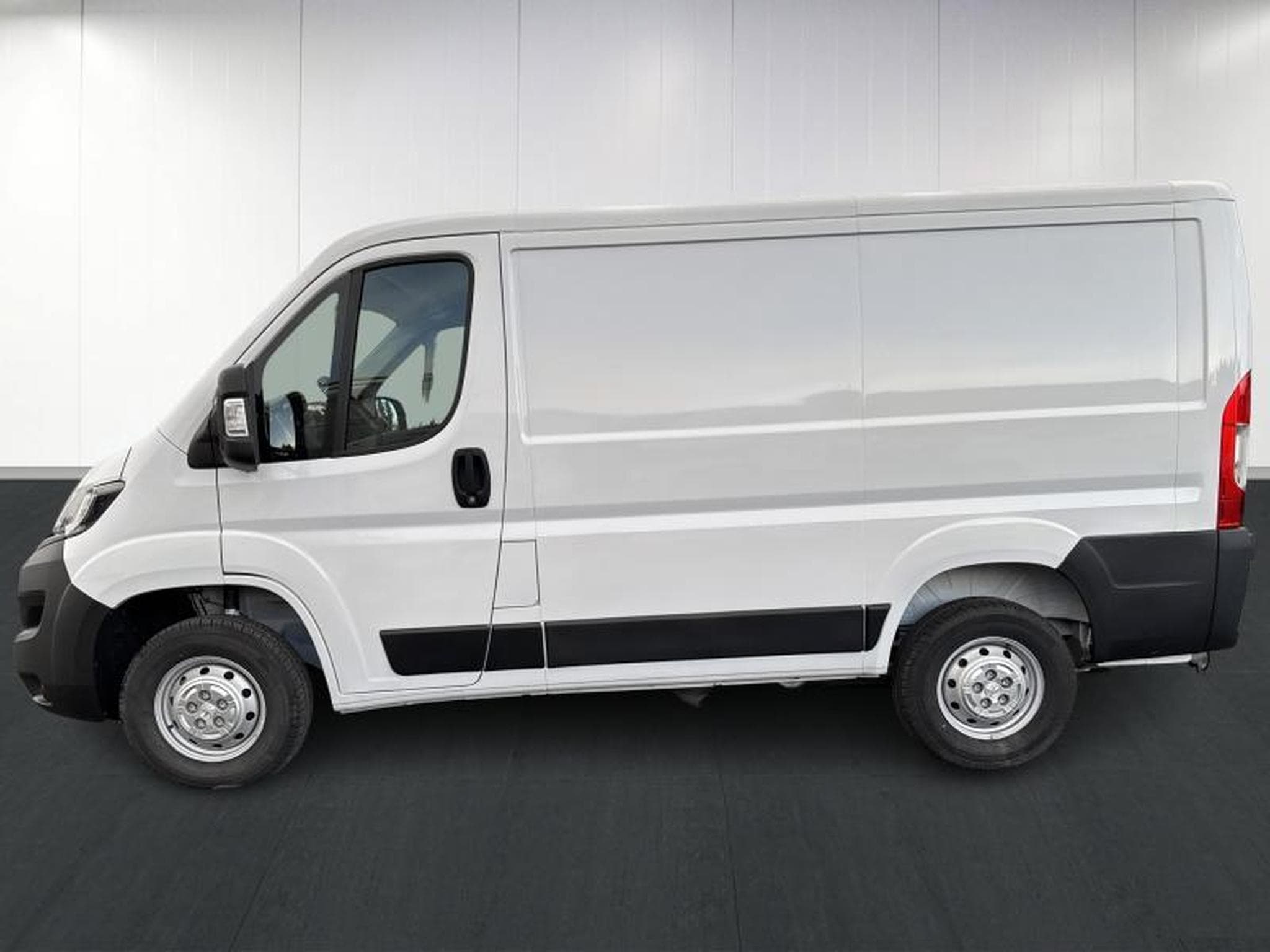 Peugeot Boxer Fourgon tole 333 L1H1 (2024) - Photo 7