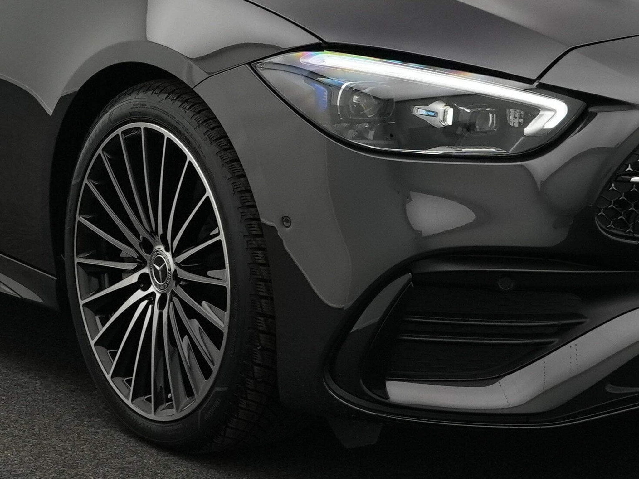 Mercedes C 200 d (2025) - Photo 7