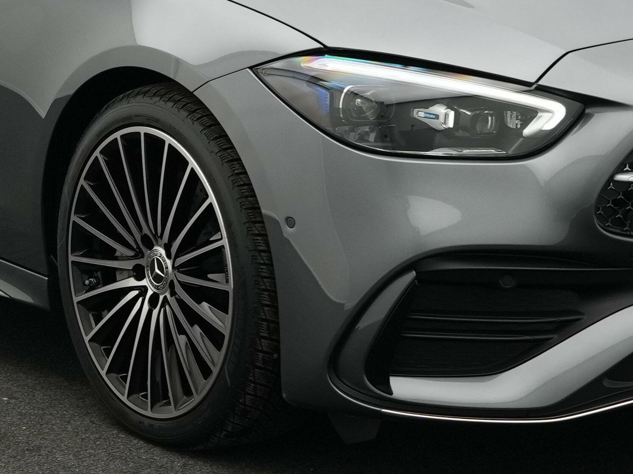 Mercedes C 200 d (2025) - Photo 7