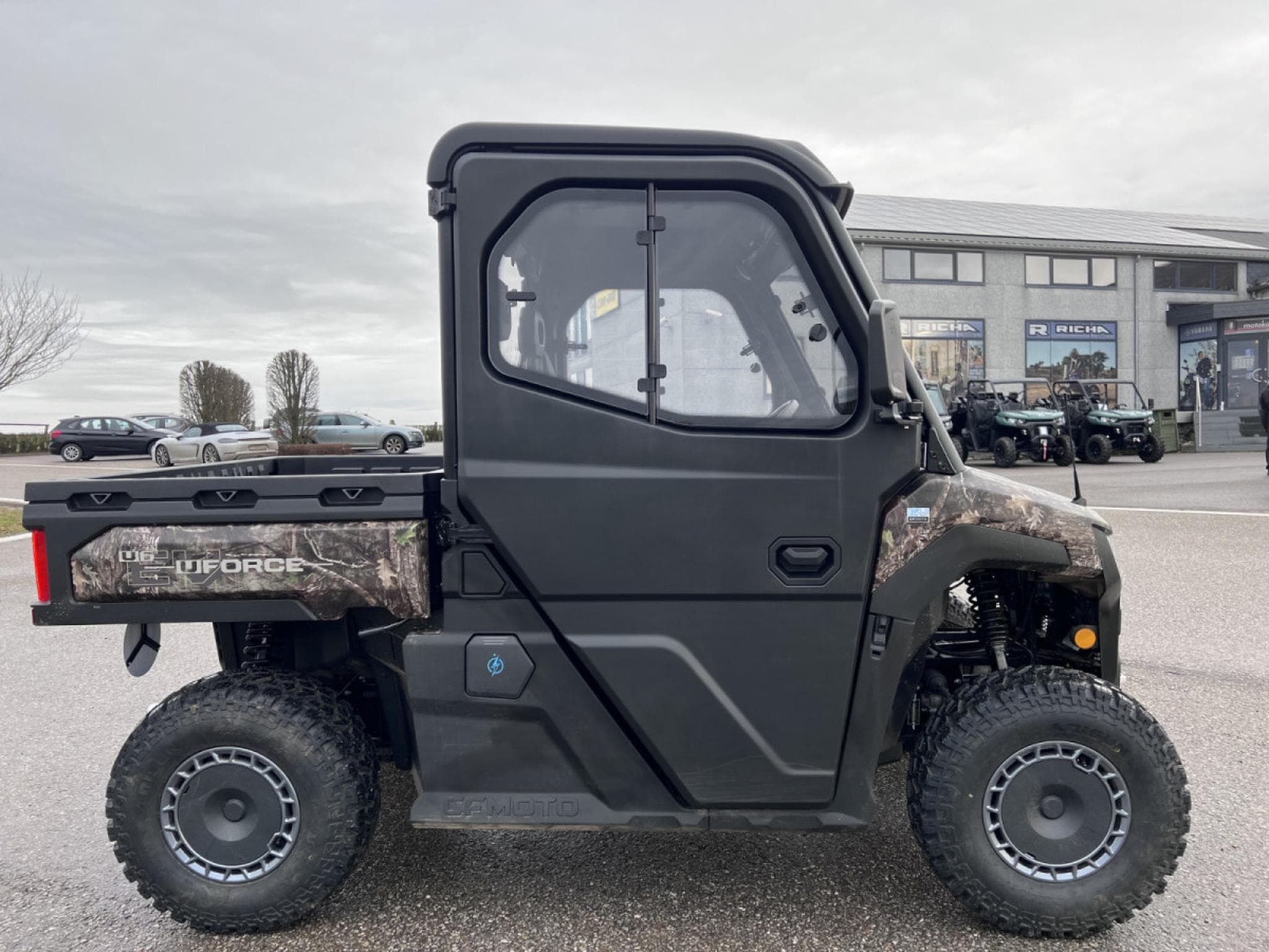 CF Moto EV UForce 600 All Terrain T3 ABS Full cabine glass   60 km/h autonomie + 1 (2026) - Photo 1