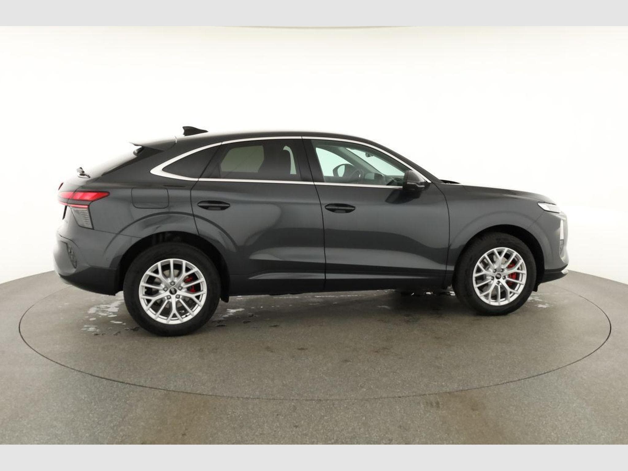 Audi Q3 Sportback TFSI quattro 150 kW (2026) - Photo 22