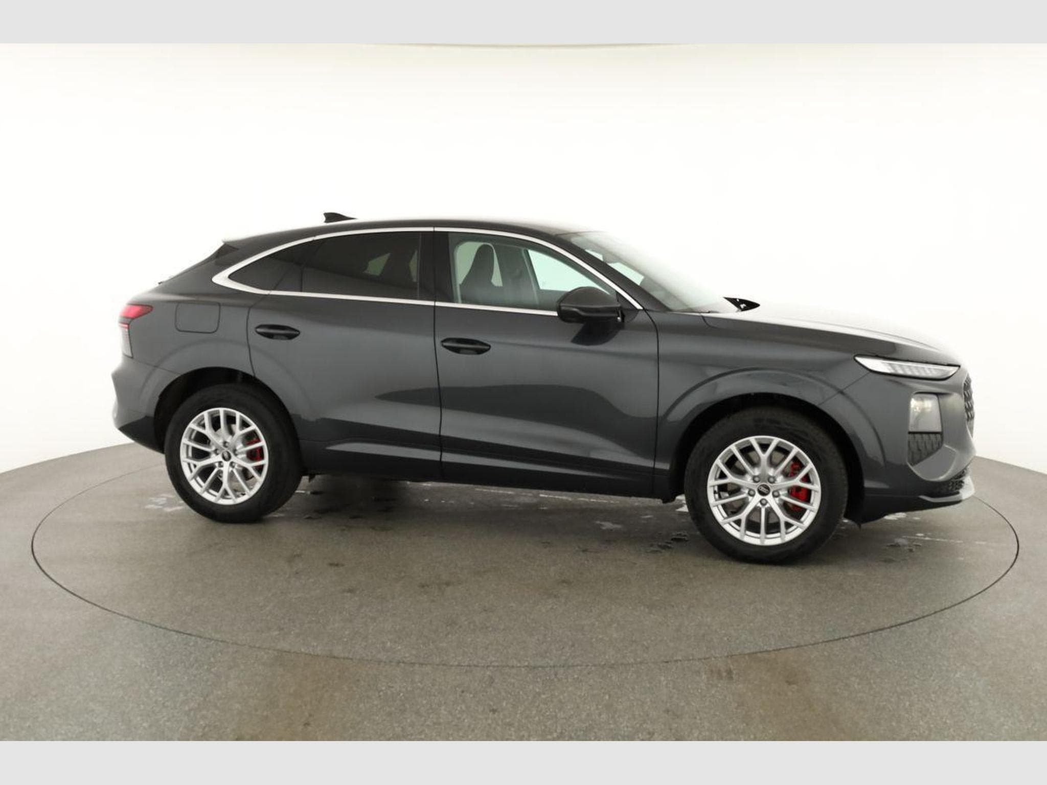 Audi Q3 Sportback TFSI quattro 150 kW (2026) - Photo 24