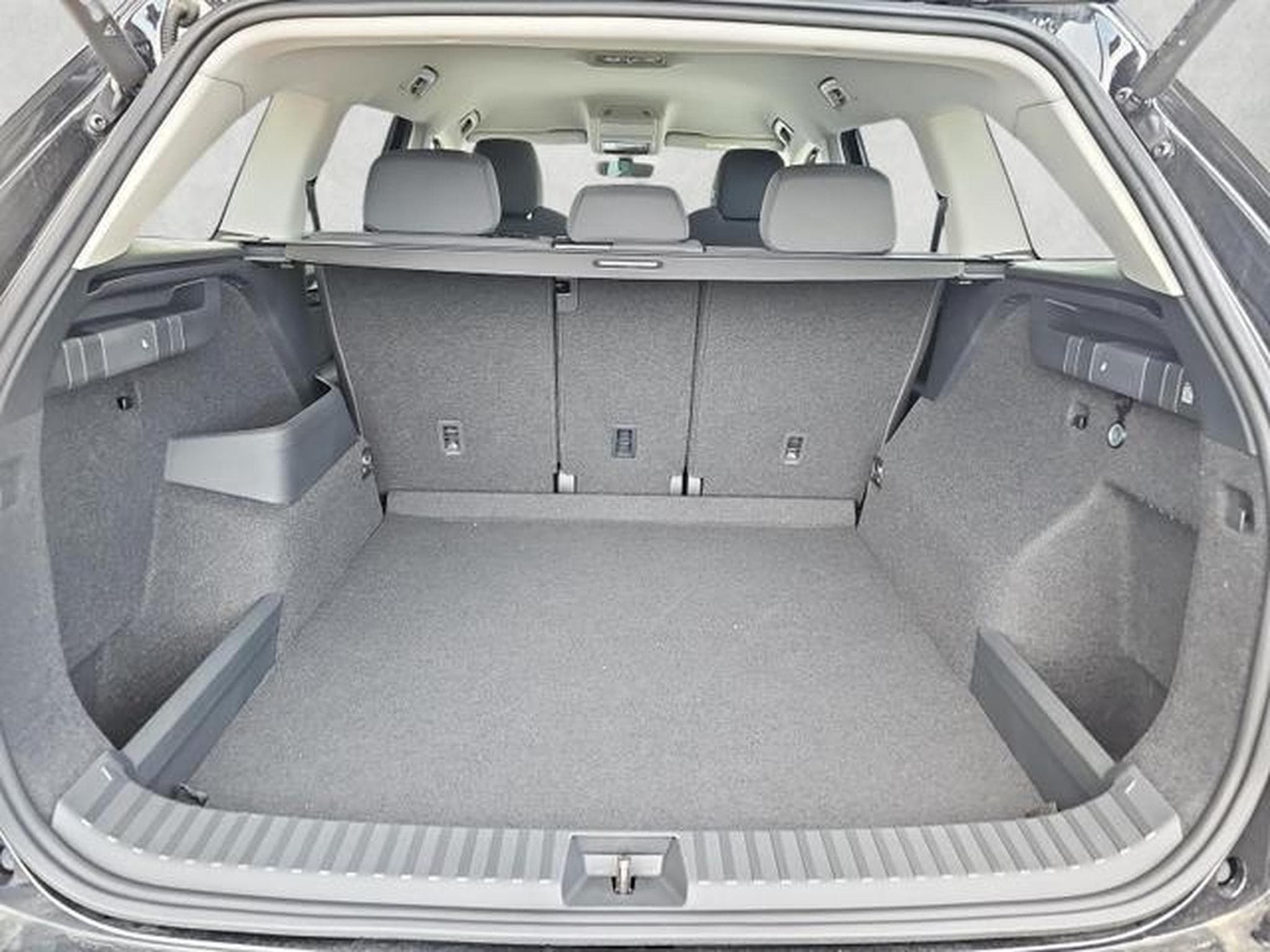 Skoda Kodiaq 2.0 TDI 110 kW Selection (2025) - Photo 1