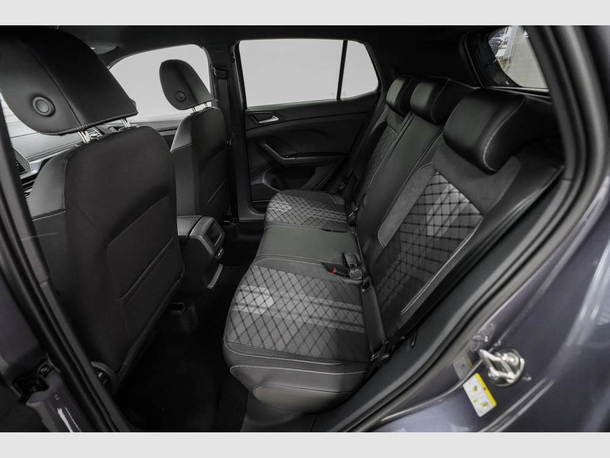 VW T-Cross 1,5 TSI DSG (2026) - Photo 15