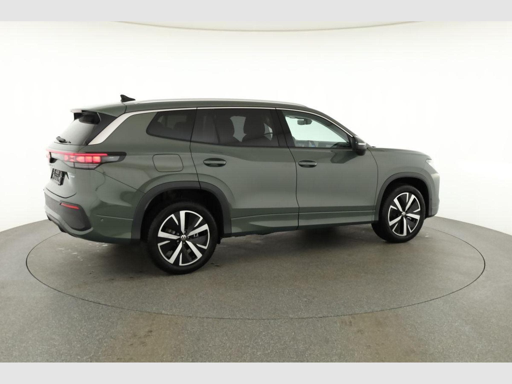 VW Tayron 1.5 TSI eHybrid 150 kW Life (2026) - Photo 21