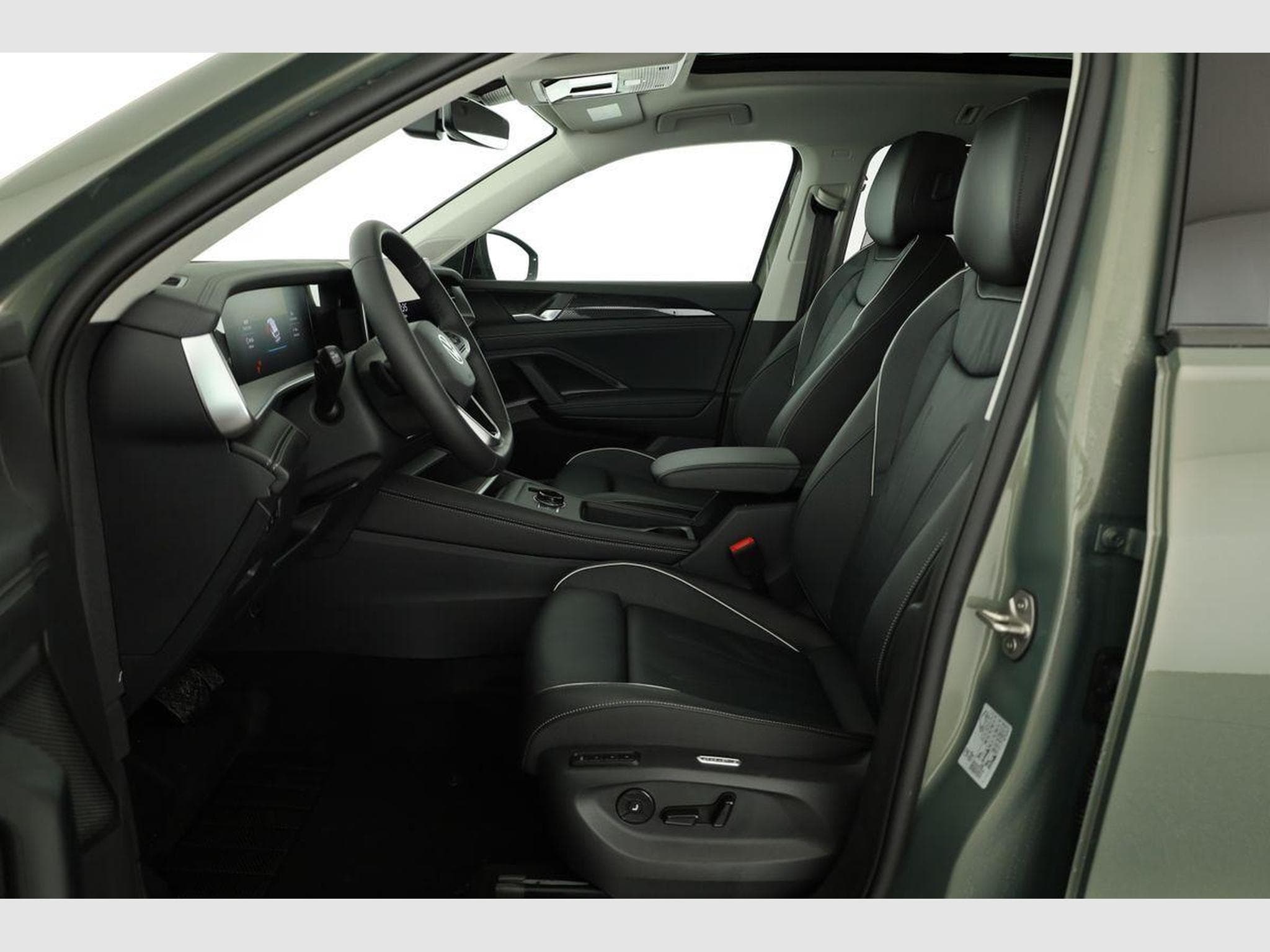 VW Tayron 1.5 TSI eHybrid 150 kW Life (2026) - Photo 9