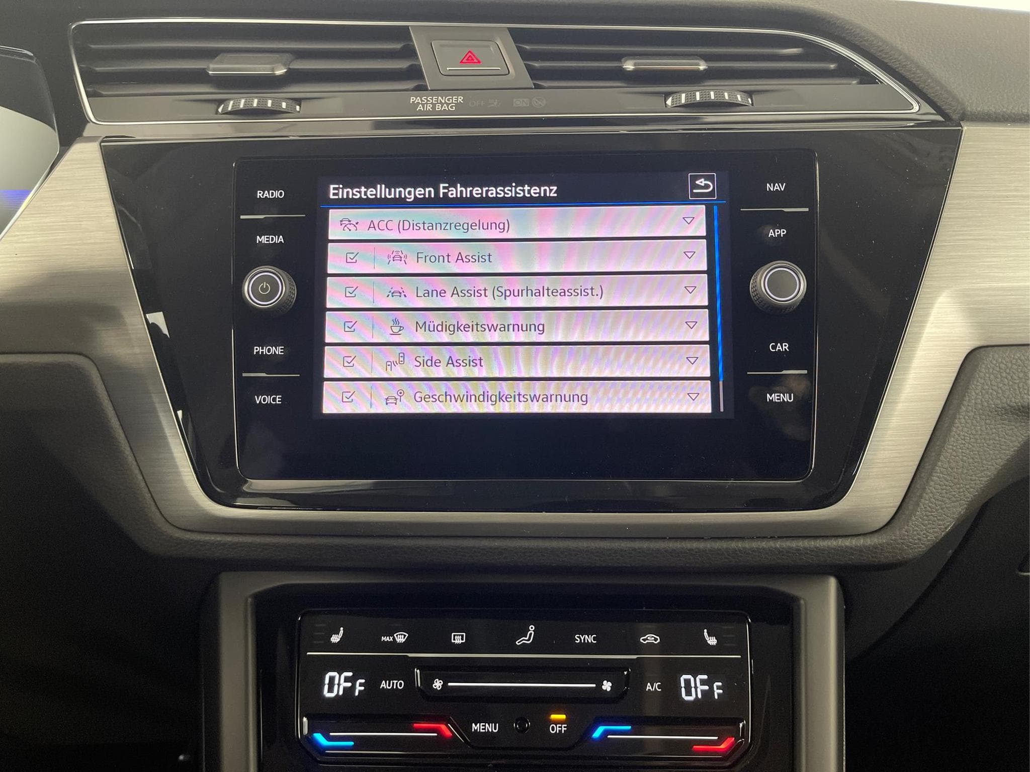 VW Touran Comfortline (2026) - Photo 10