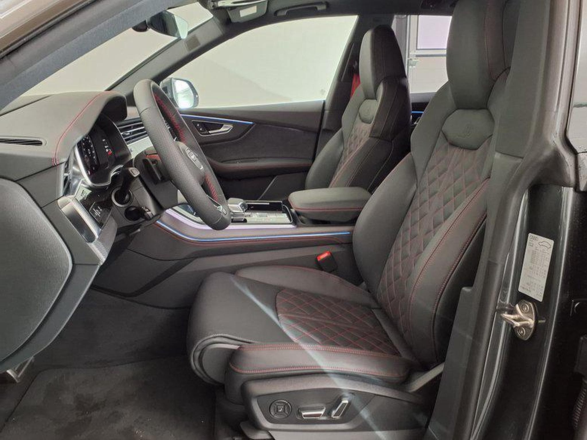 Audi Q8 S line 3.0 TDI 8-Gang-Tiptronic quattro (2026) - Photo 9