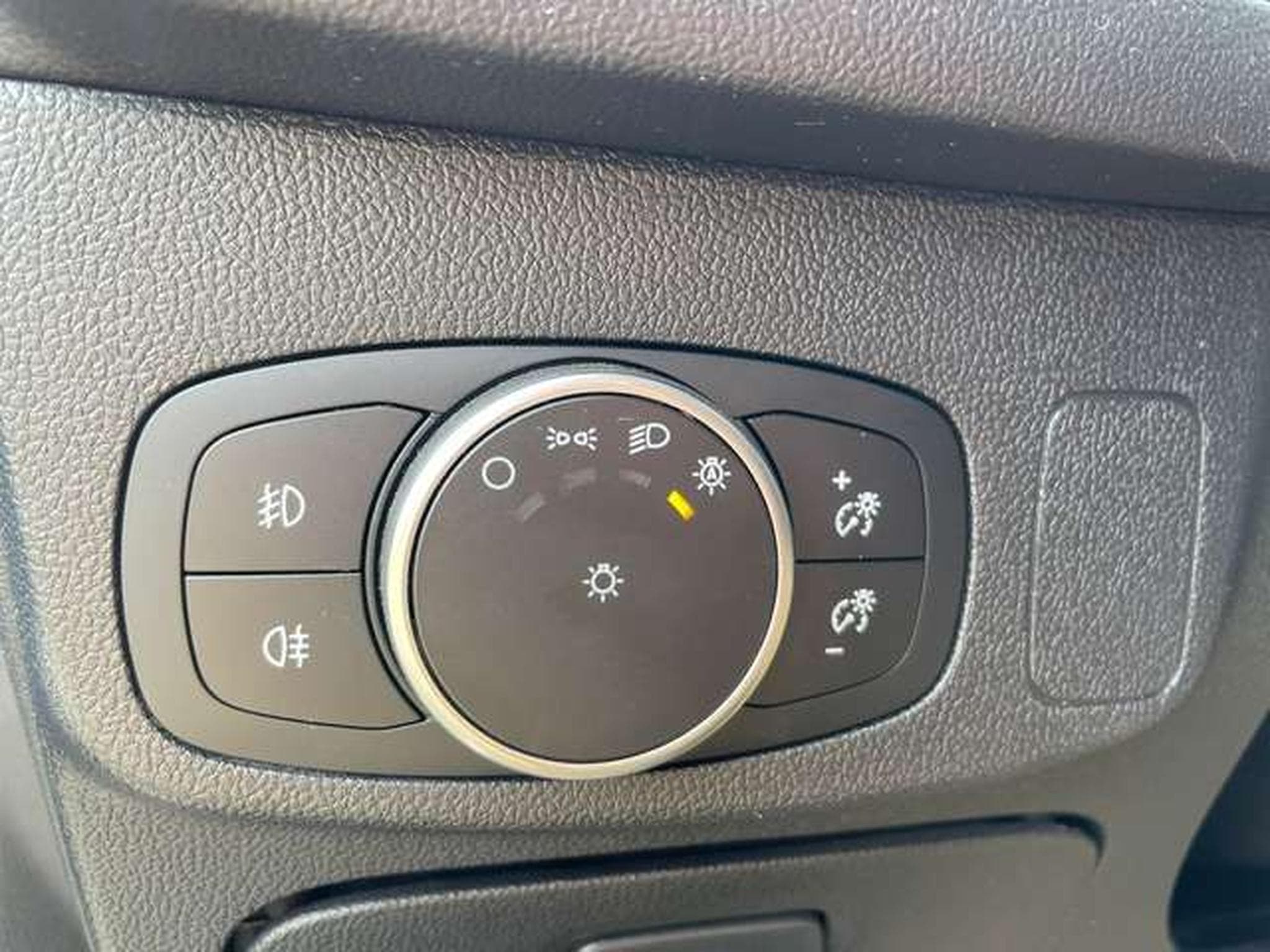 Ford Focus 2.0 EcoBlue ST - JUSQU'A 3 ANS DE GARANTIE (2020) - Photo 27