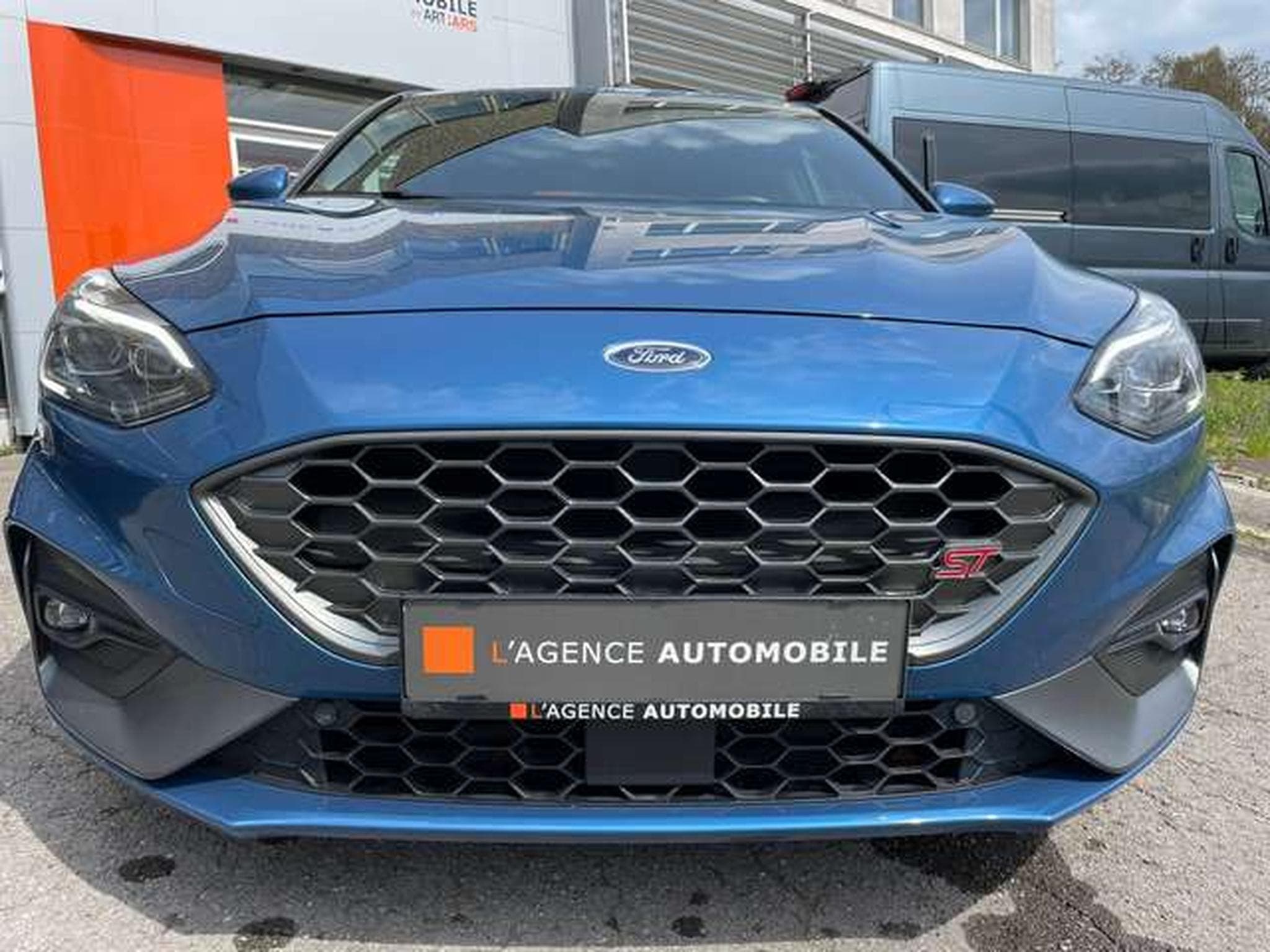 Ford Focus 2.0 EcoBlue ST - JUSQU'A 3 ANS DE GARANTIE (2020) - Photo 3